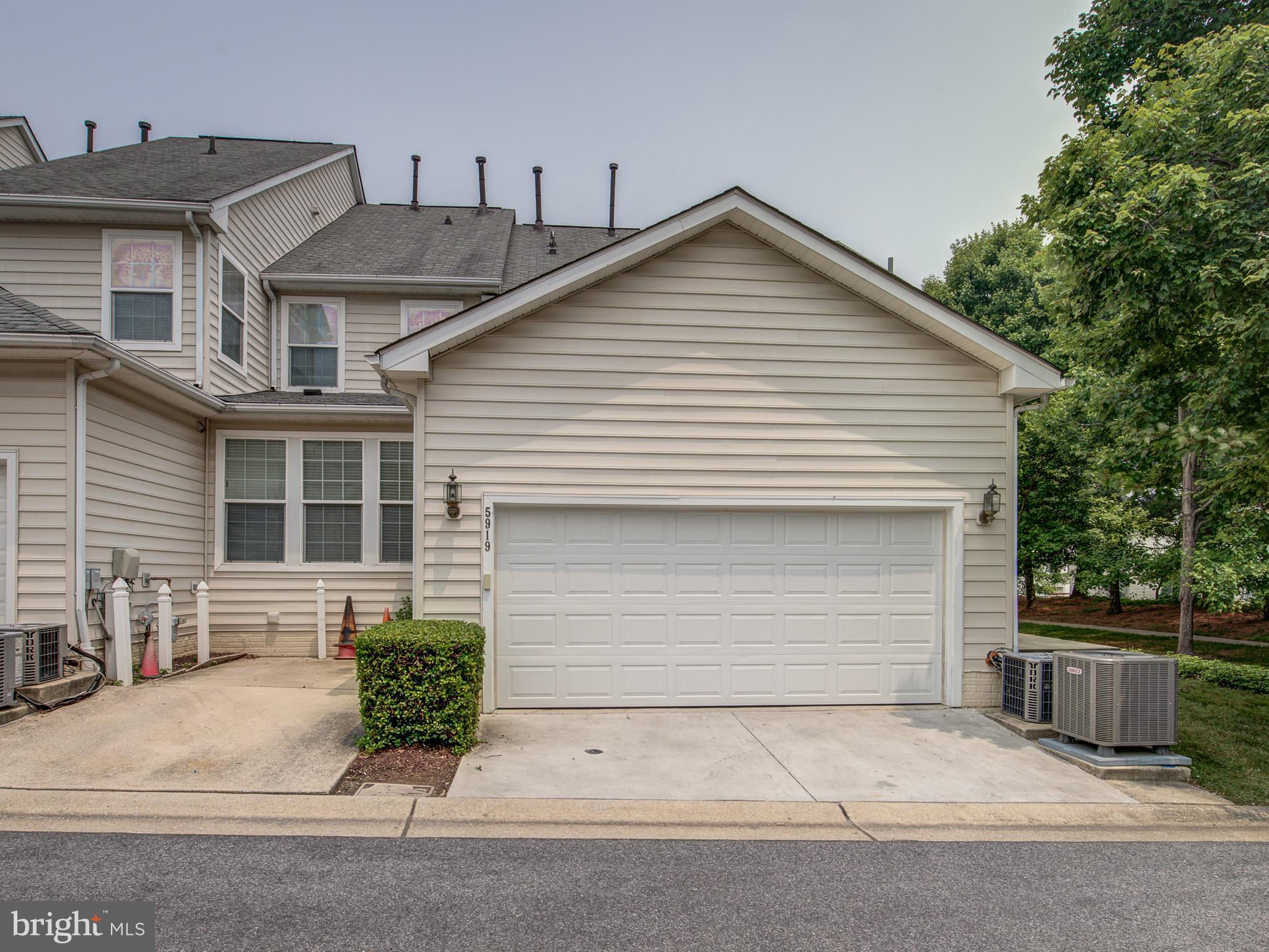 SUMMERFIELD AT RIVER HILL - Residential