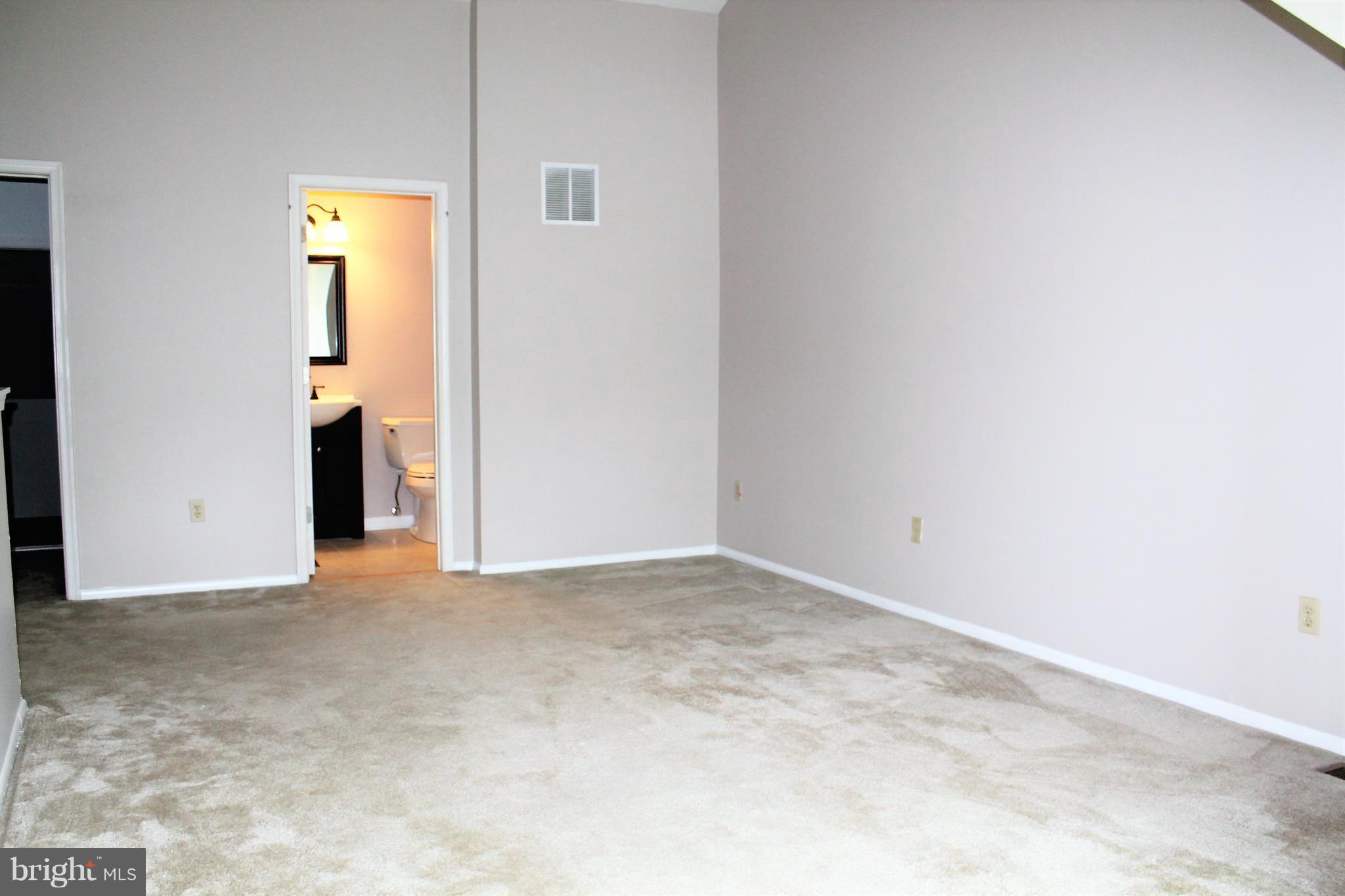 HARFORD TOWN - Residential