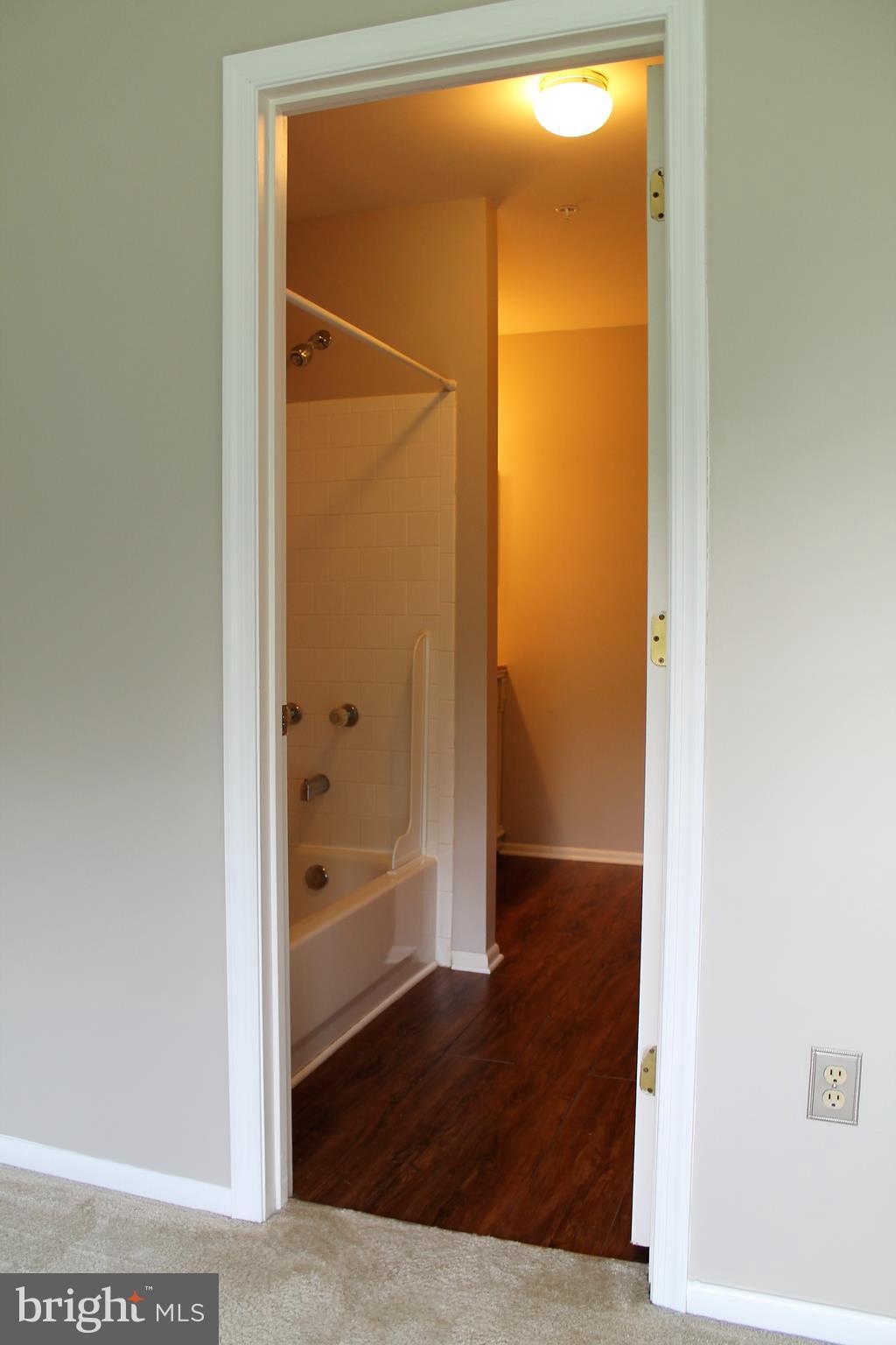 HARFORD TOWN - Residential