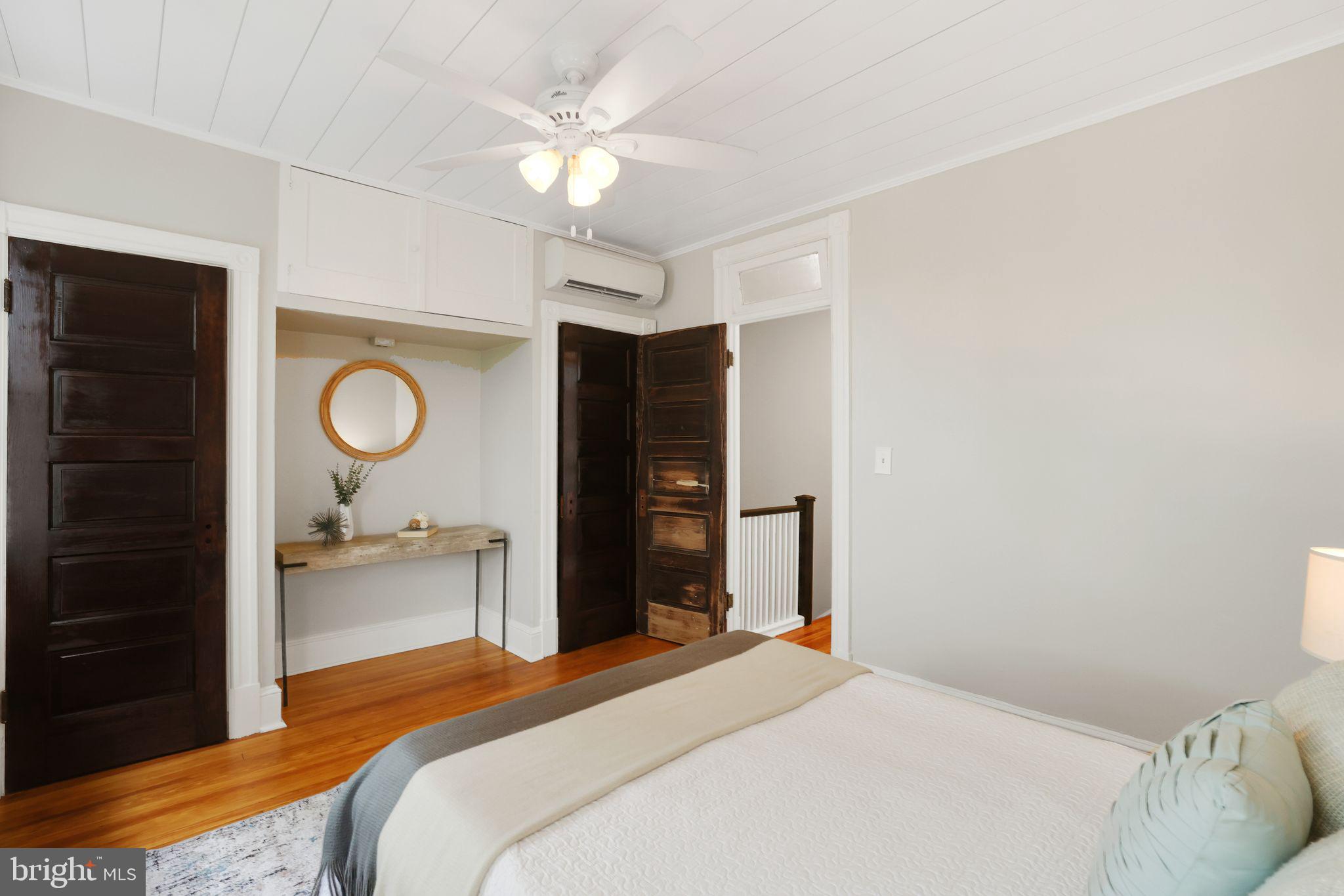 EDGEWOOD - Residential