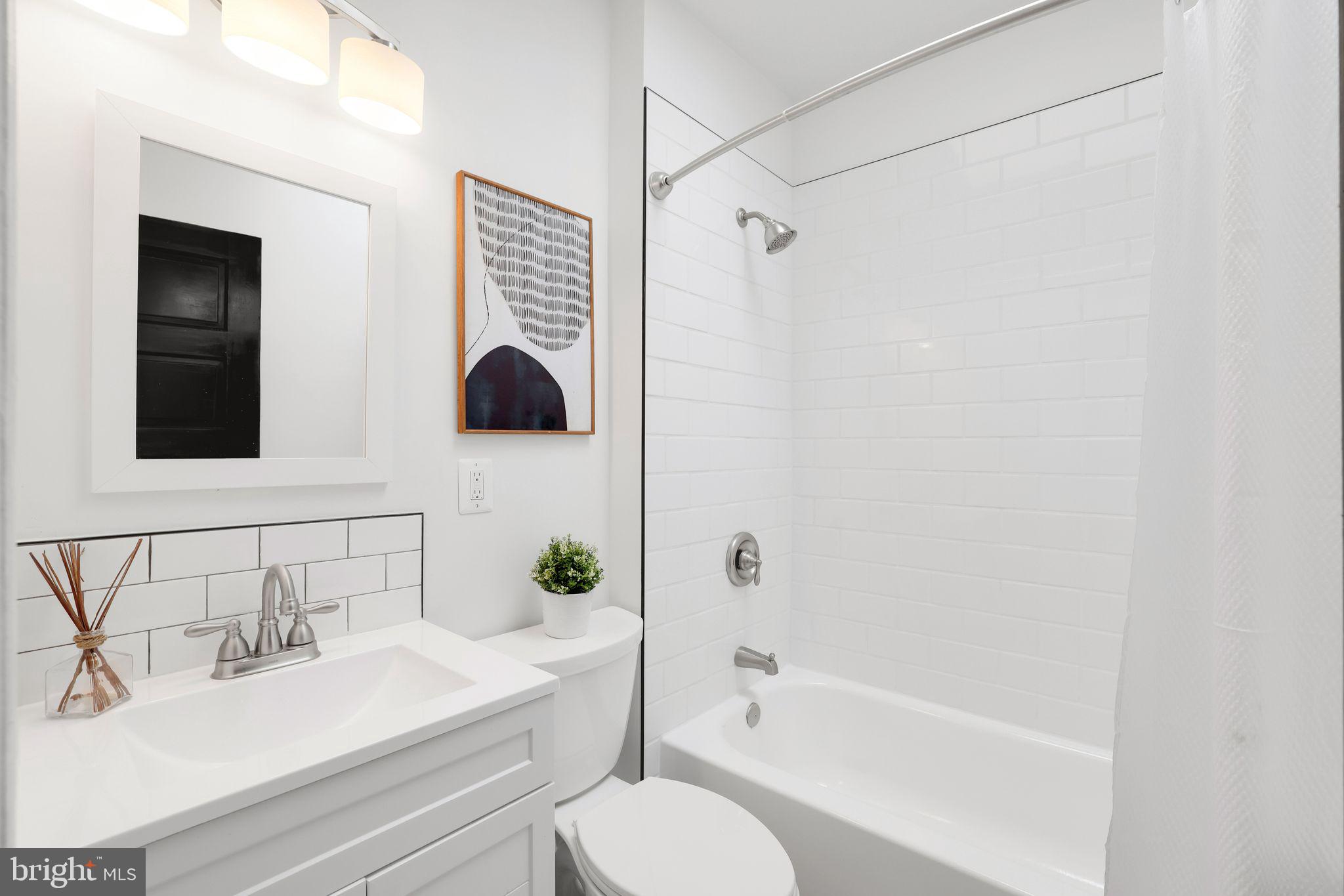 EDGEWOOD - Residential