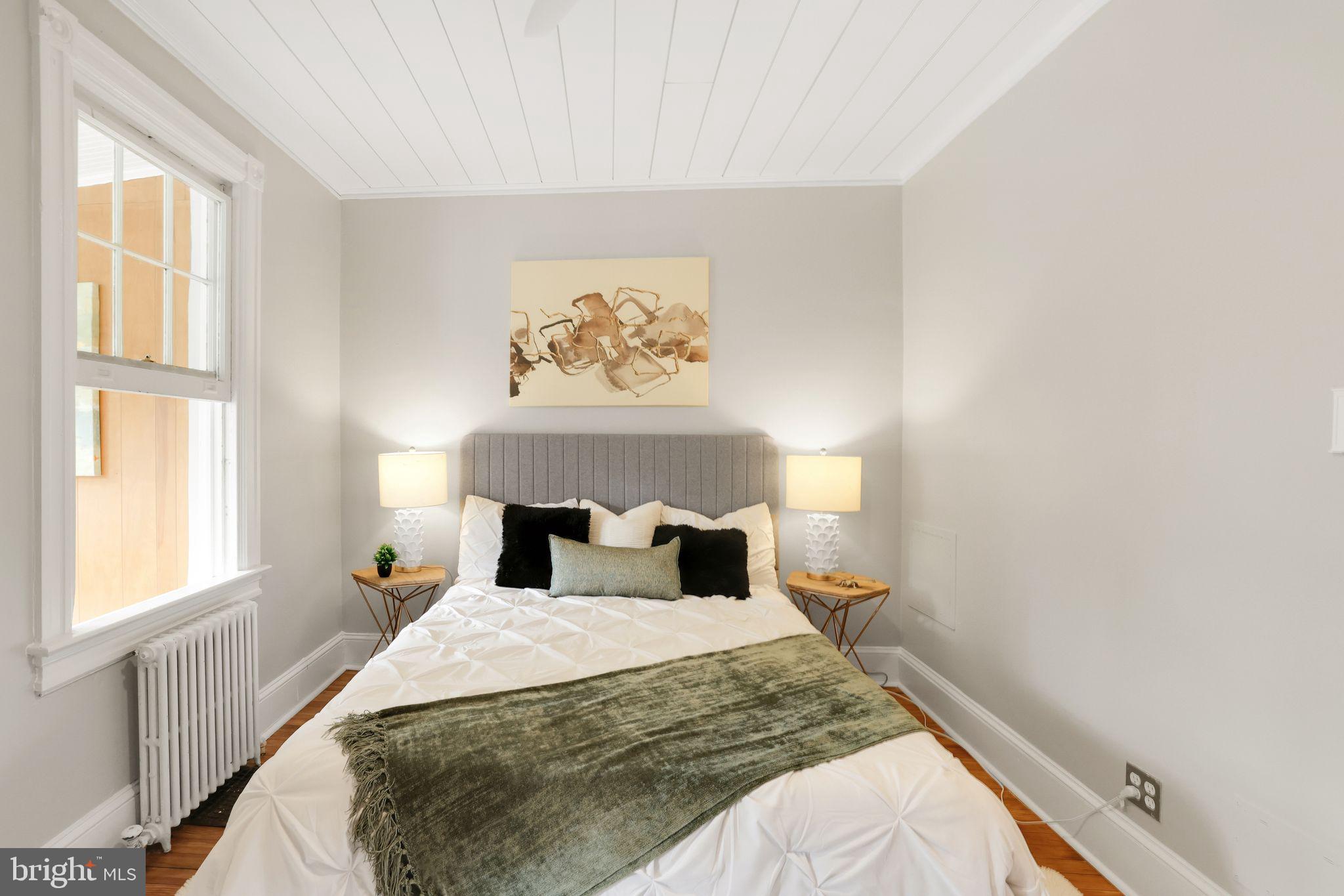 EDGEWOOD - Residential