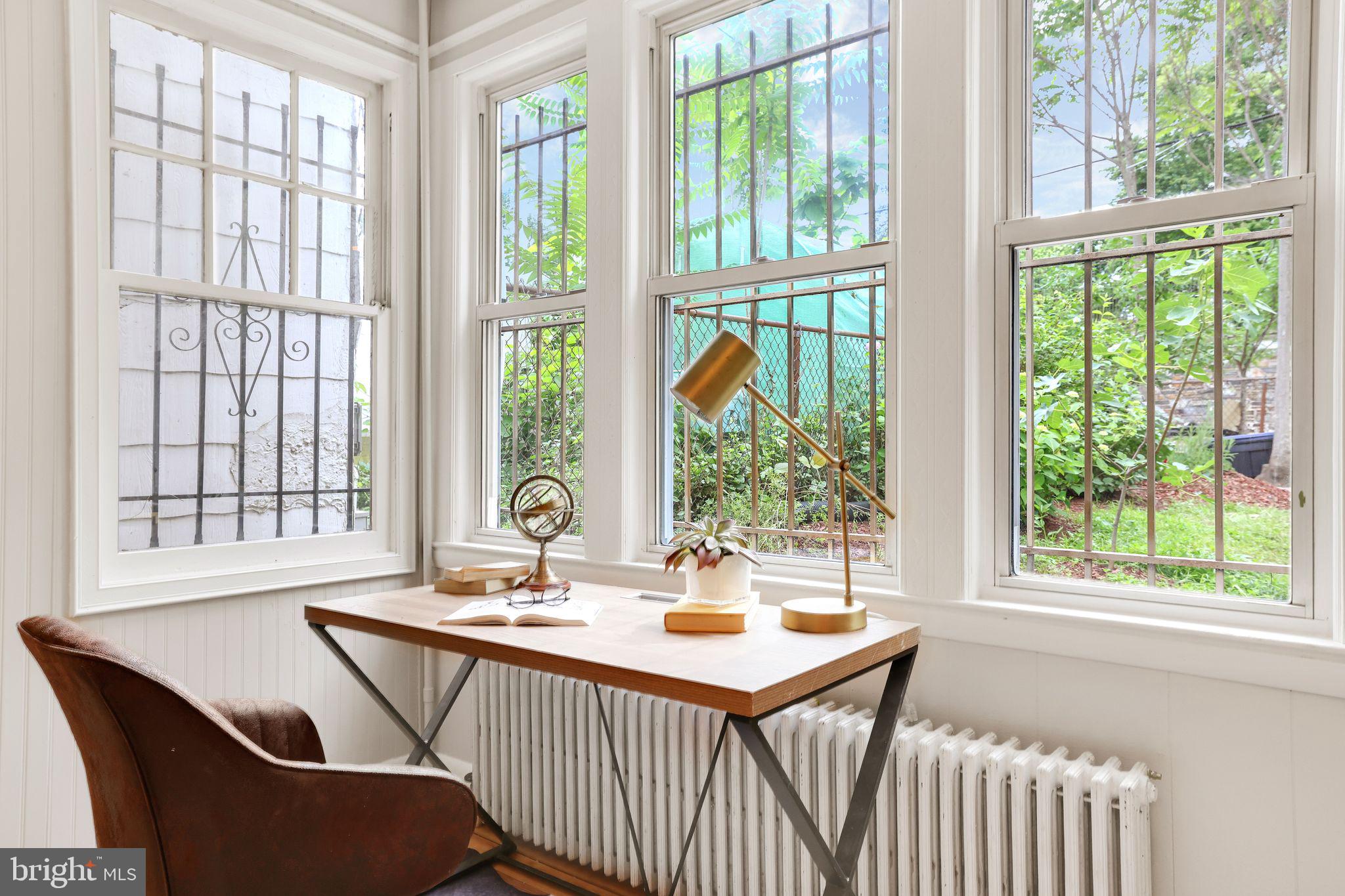 EDGEWOOD - Residential