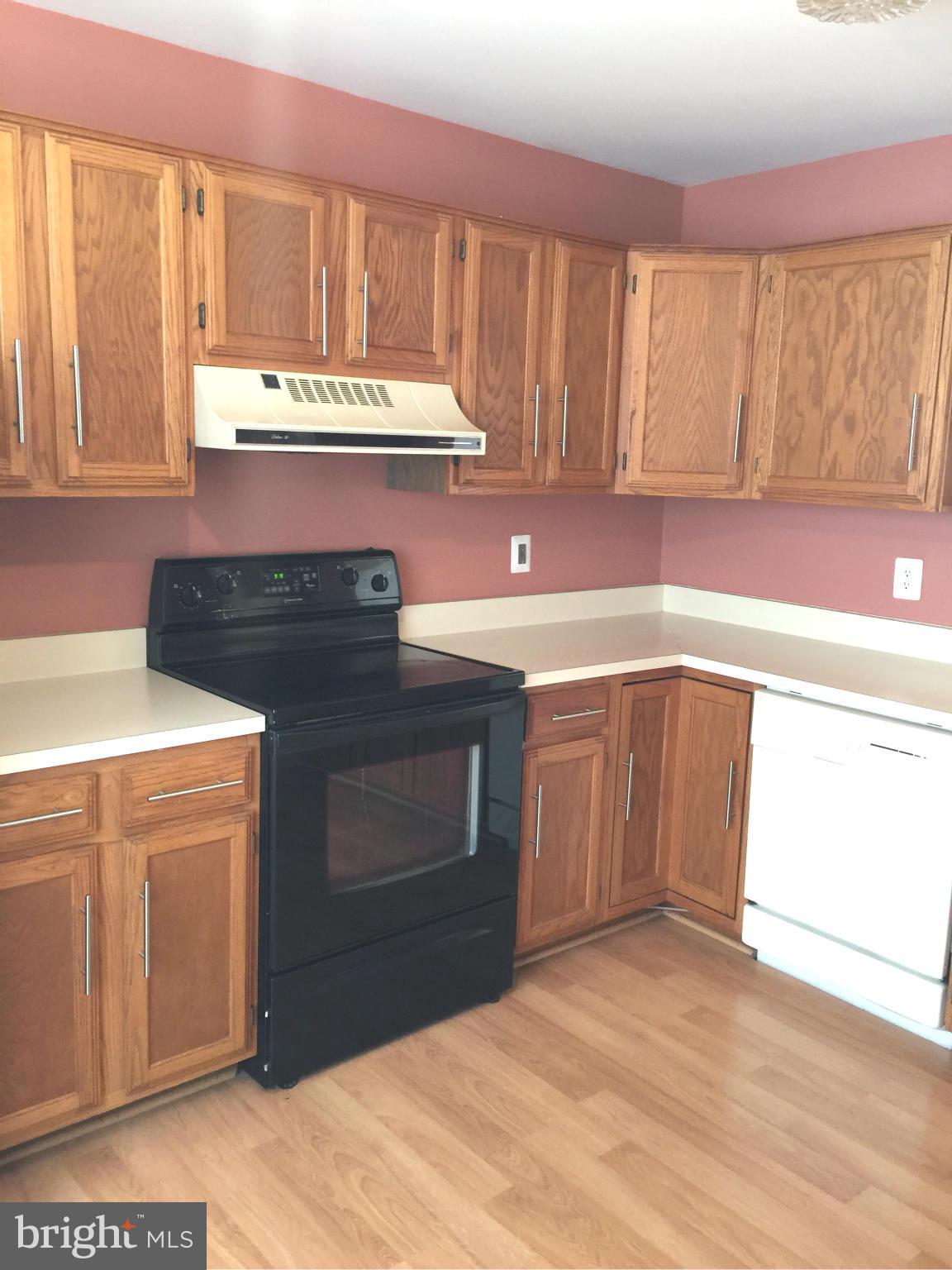 SUNNINGDALE MEADOWS - Residential