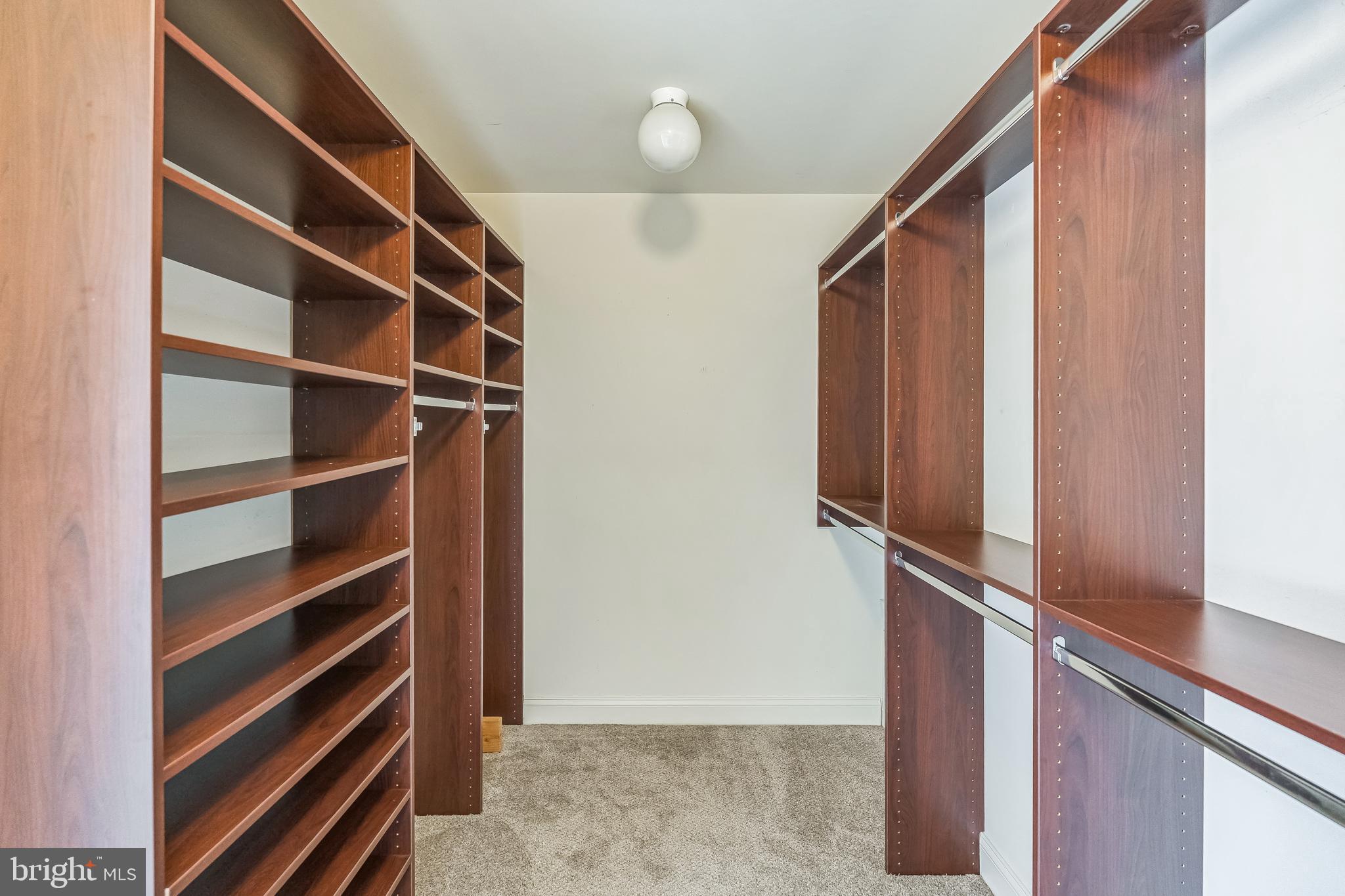 RESERVE AT PENN CRSG - Residential Lease