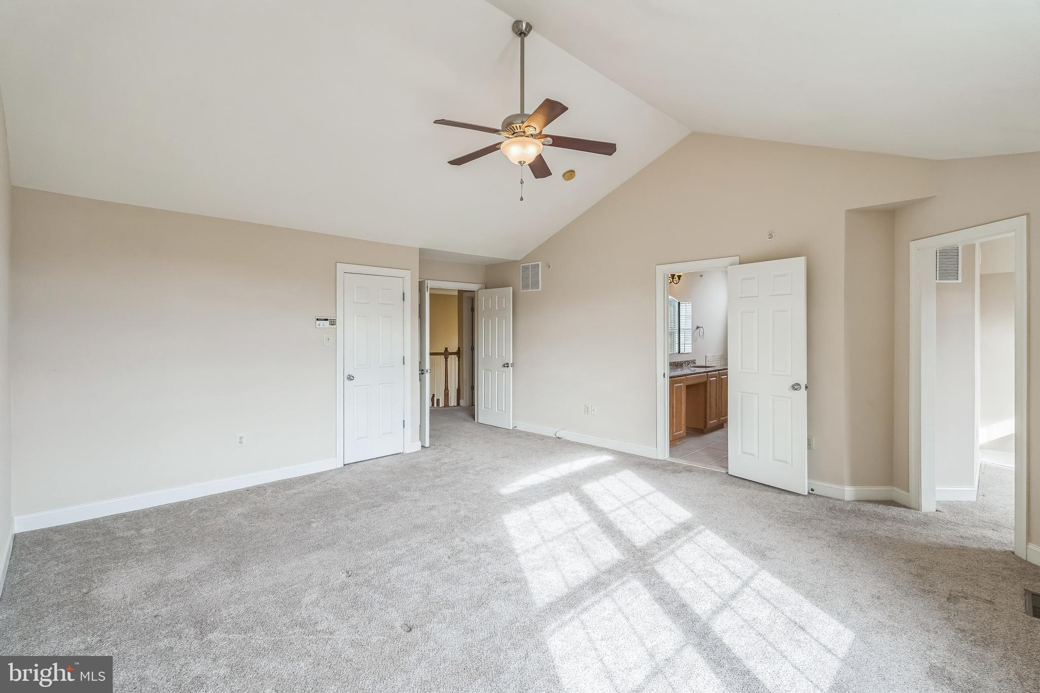 RESERVE AT PENN CRSG - Residential Lease