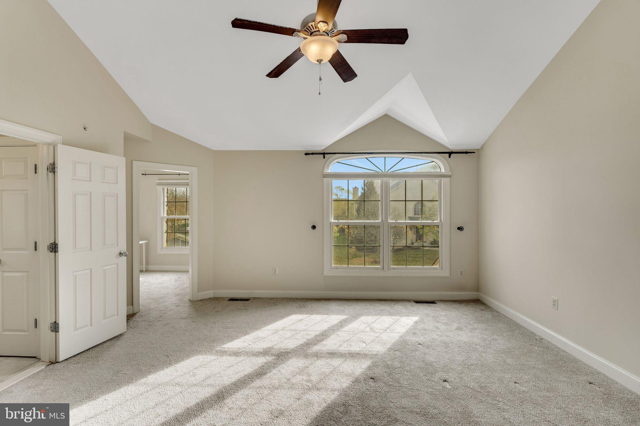 RESERVE AT PENN CRSG - Residential Lease