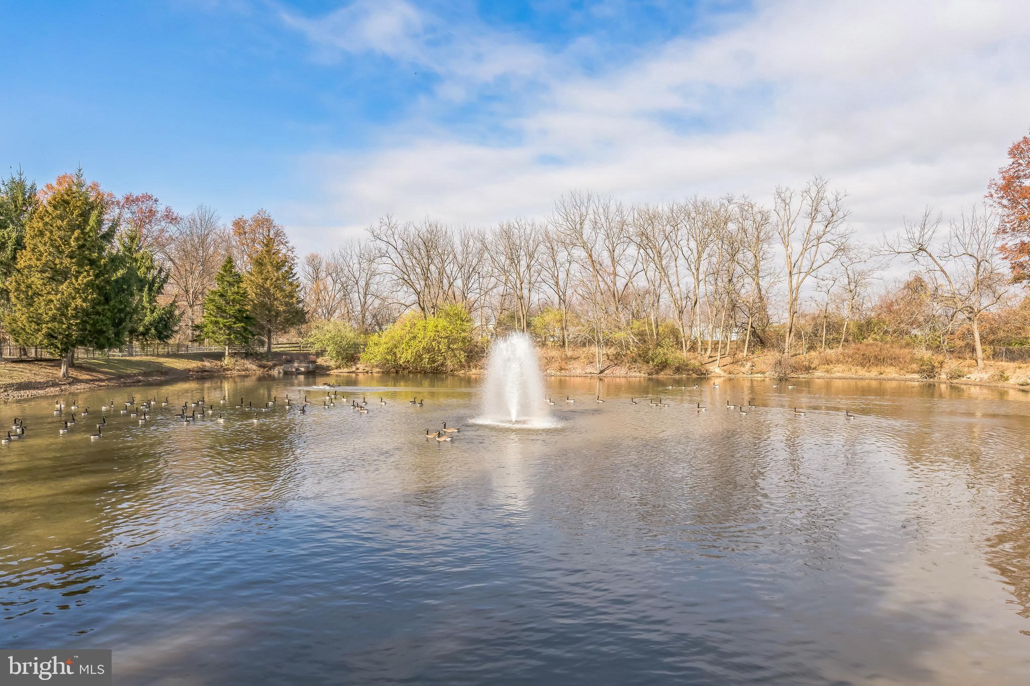 RESERVE AT PENN CRSG - Residential Lease