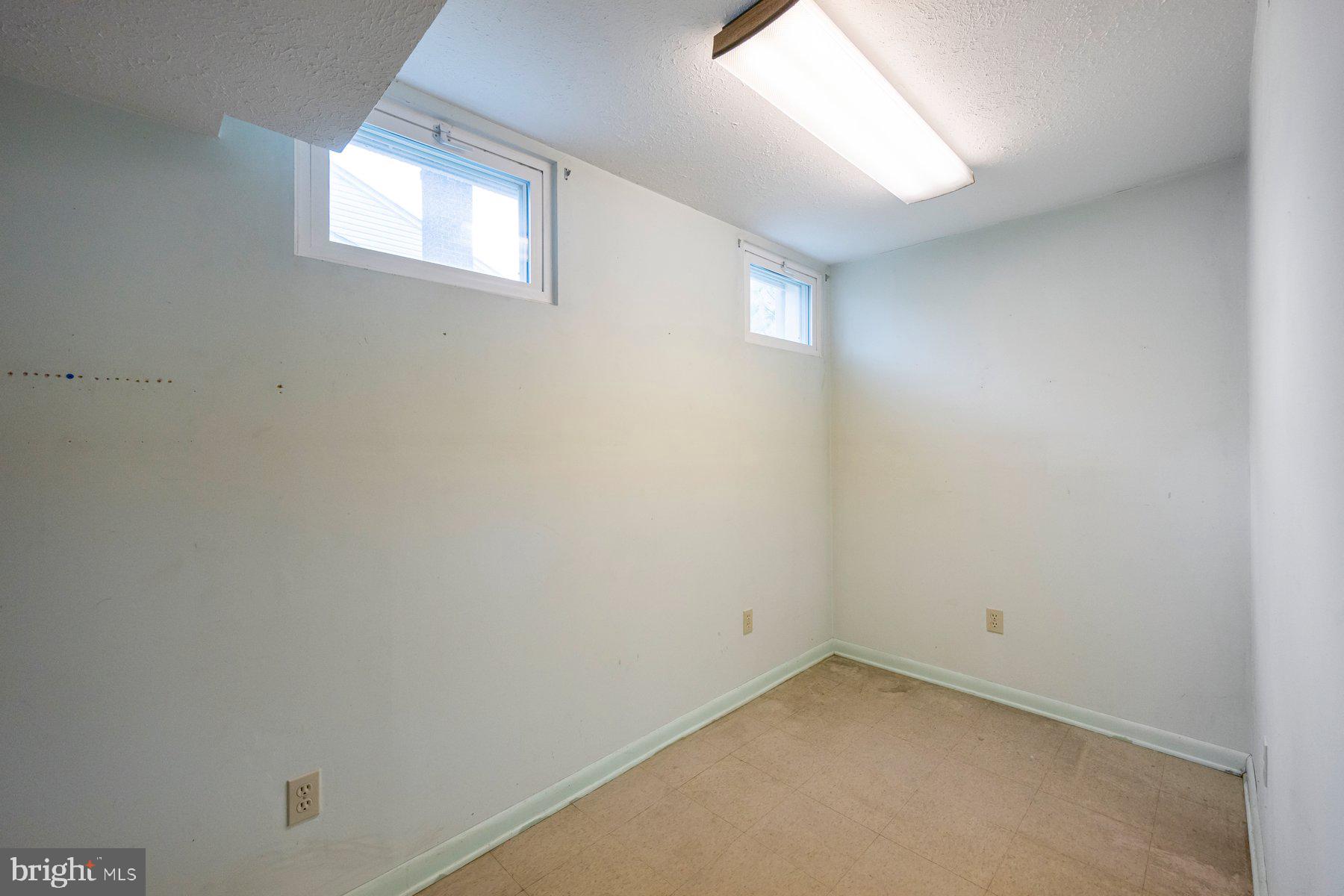 HILLTOP - Residential