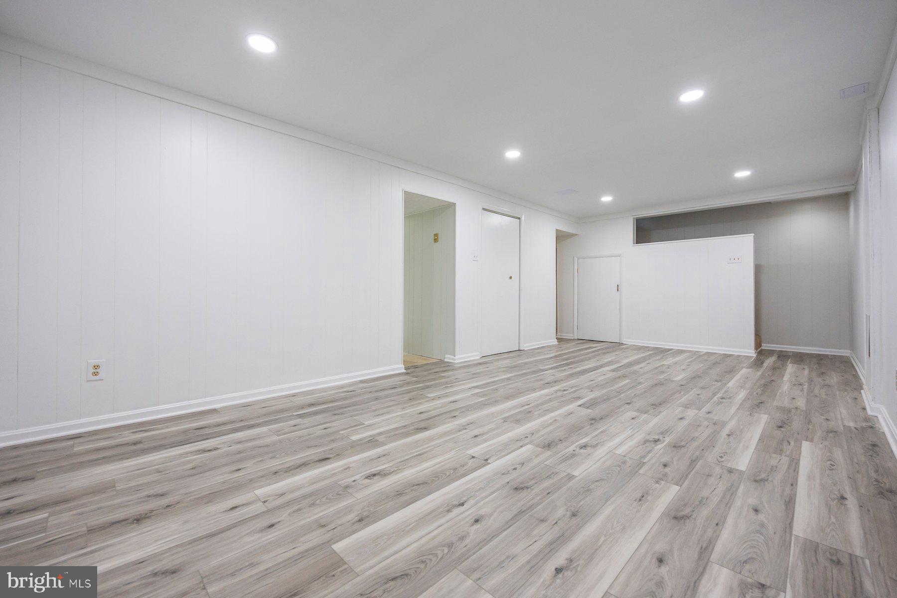 HILLTOP - Residential