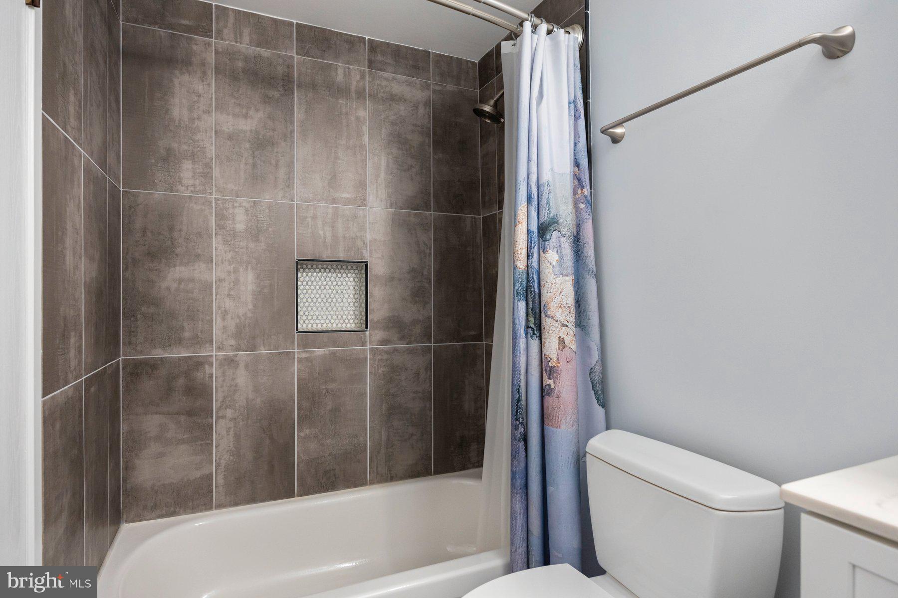 HILLTOP - Residential