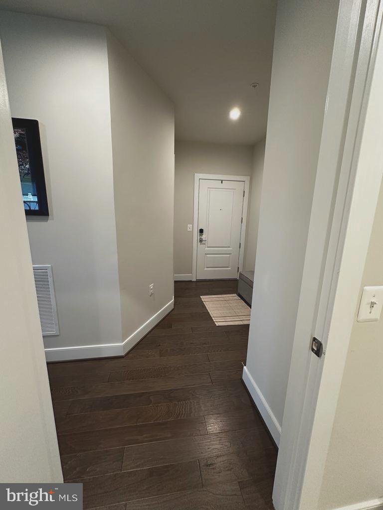 METROPARK AT ARROWBROOK - Residential Lease