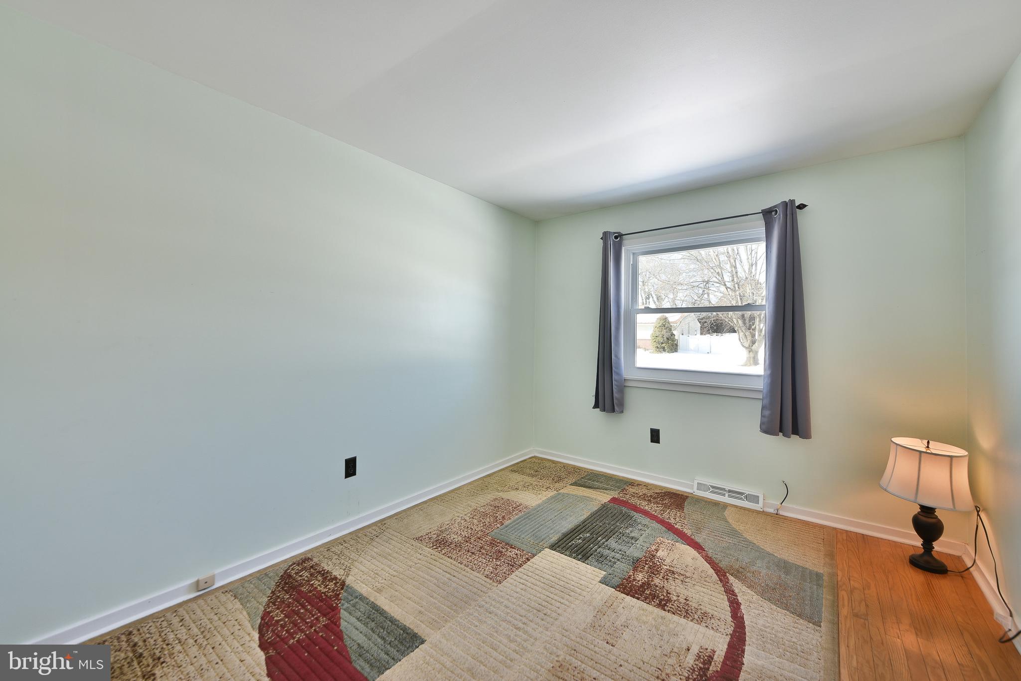 WARMINSTER VIL - Residential