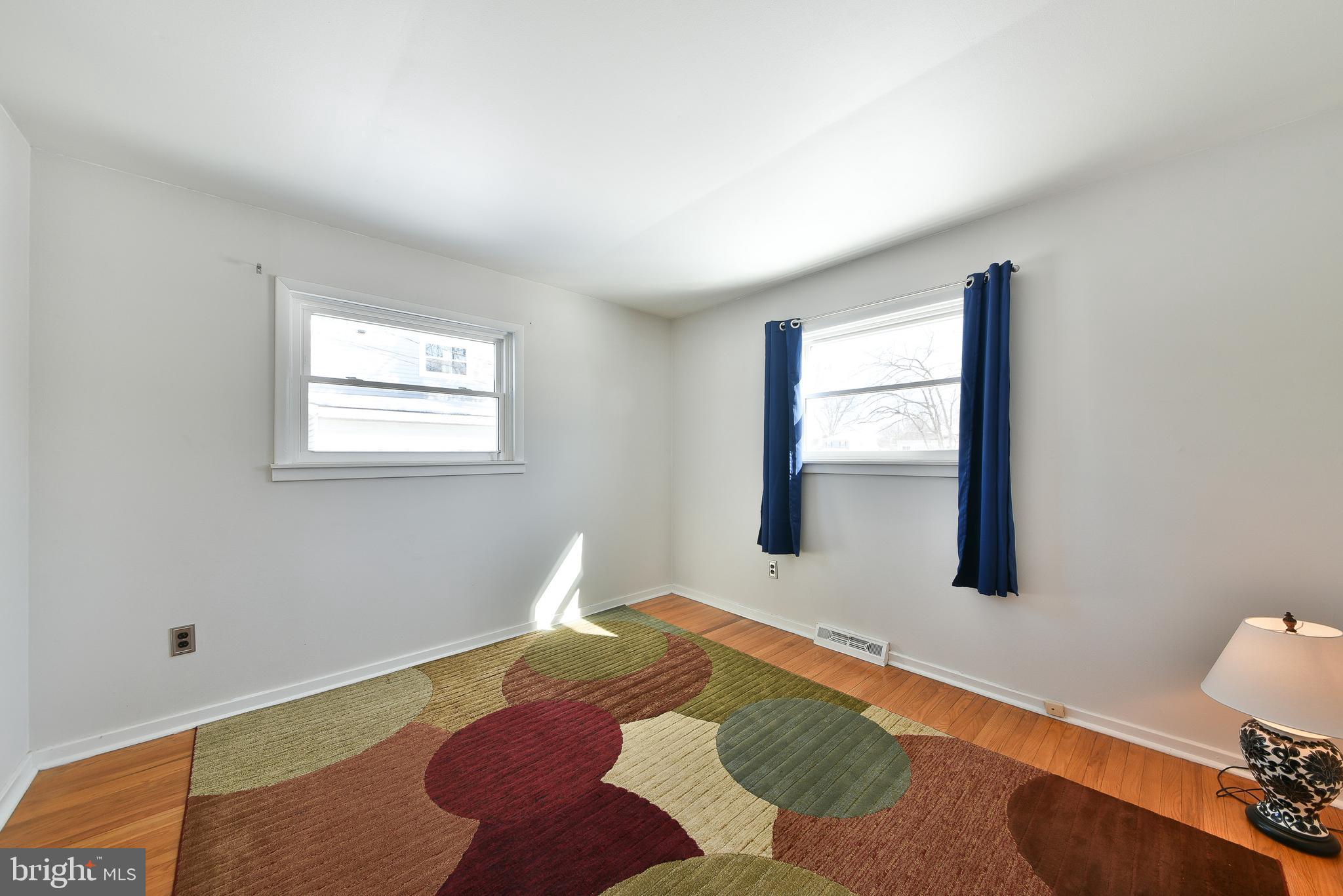 WARMINSTER VIL - Residential