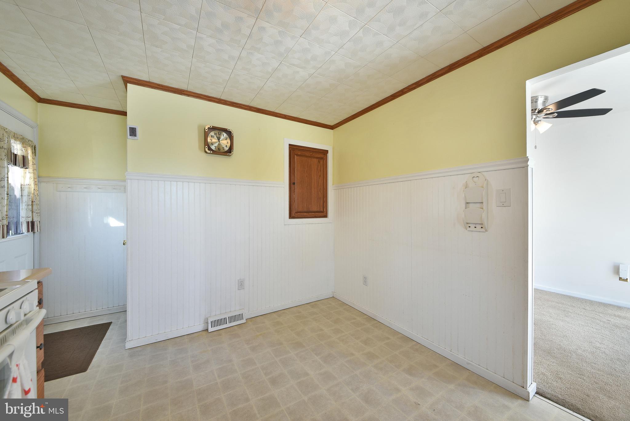 WARMINSTER VIL - Residential