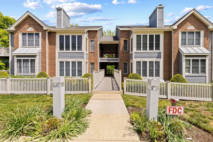 Just Reduced + $5000 closing cost credit towards this move-in ready condo in the sought-after Riva Trace community! Freshly painted with brand-new carpet throughout, this home features a bright solarium, a spacious primary bedroom with a walk-in closet, and a primary bath complete with a soaking tub and separate shower. All appliances convey, making this home truly turnkey. Step outside to enjoy your own private patio.

The Riva Trace community offers an impressive array of amenities, including scenic walking paths, picnic areas, pickleball and tennis courts, a baseball field, basketball court, and a community pier—perfect for enjoying the outdoors and staying active. Conveniently located just minutes from downtown Annapolis, with quick access to major commuter routes.