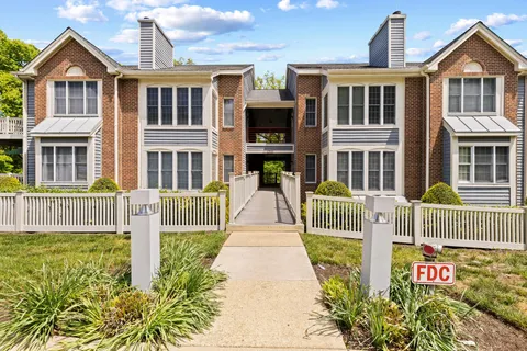 2702 Summerview Way Unit 103, Annapolis, MD 21401 - #: MDAA2136078