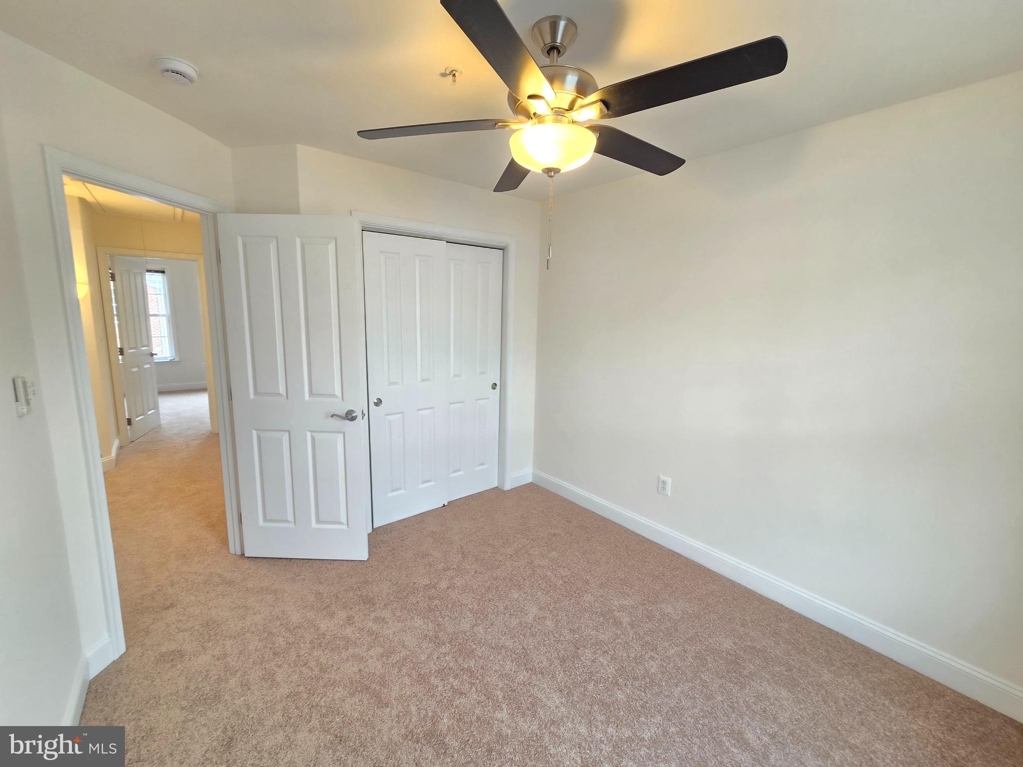 CAMDEN CROSSING - Residential