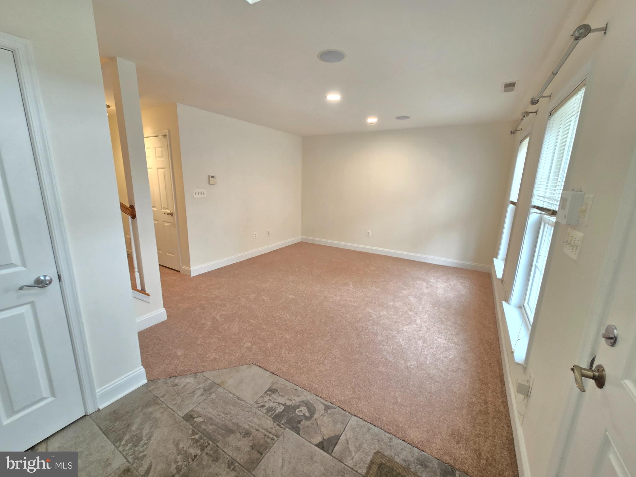 CAMDEN CROSSING - Residential