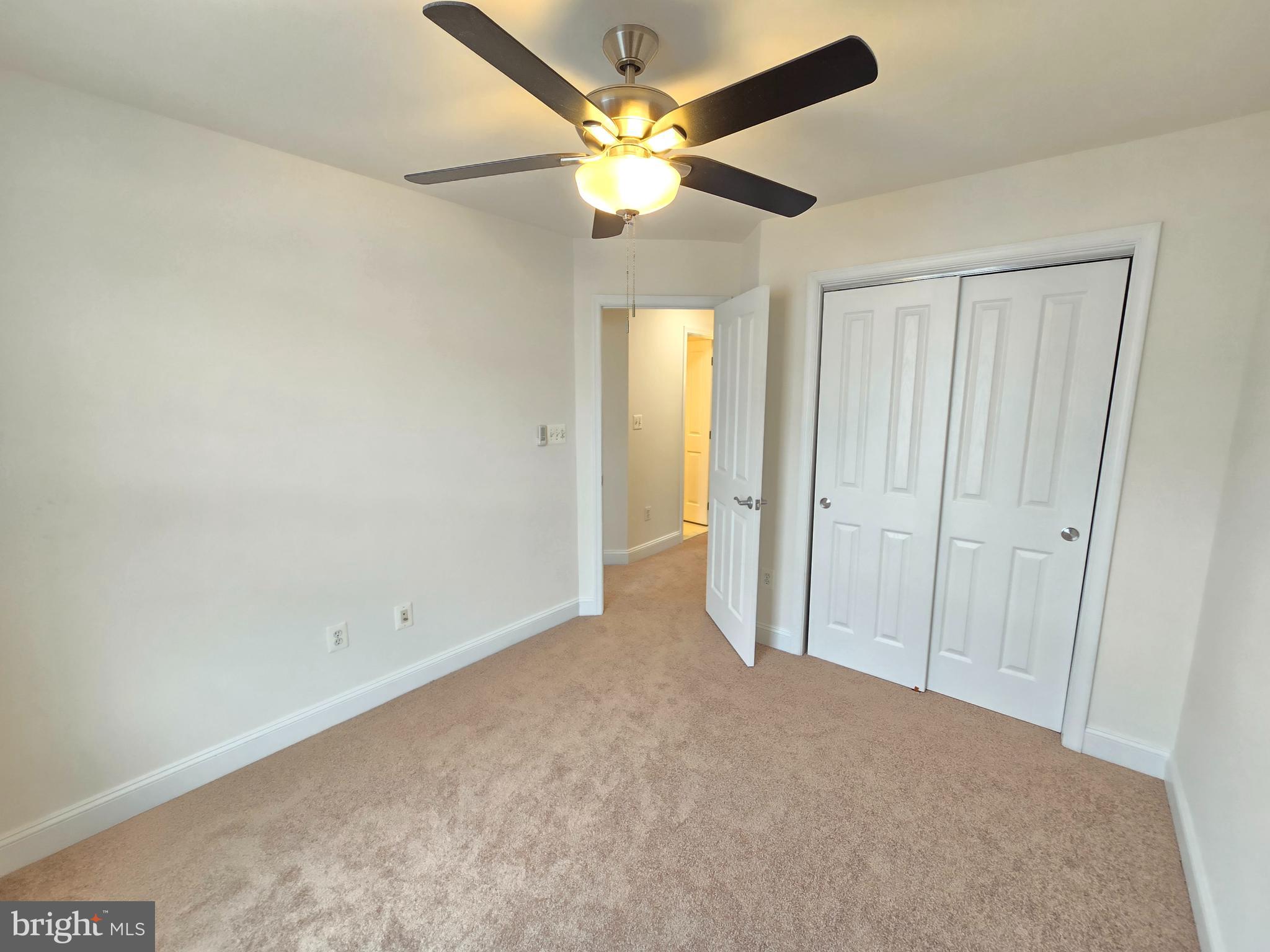 CAMDEN CROSSING - Residential