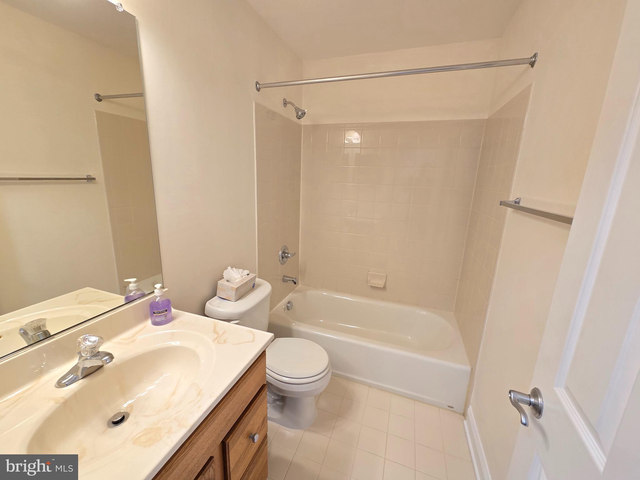 CAMDEN CROSSING - Residential