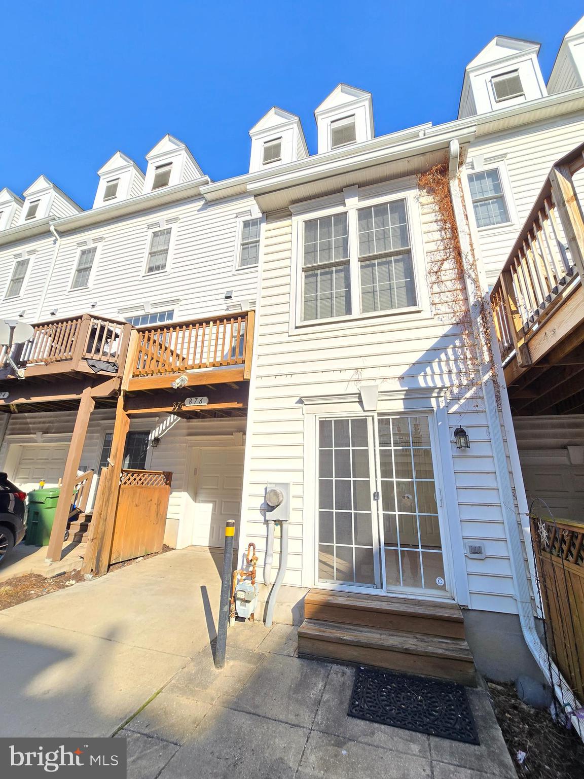 CAMDEN CROSSING - Residential