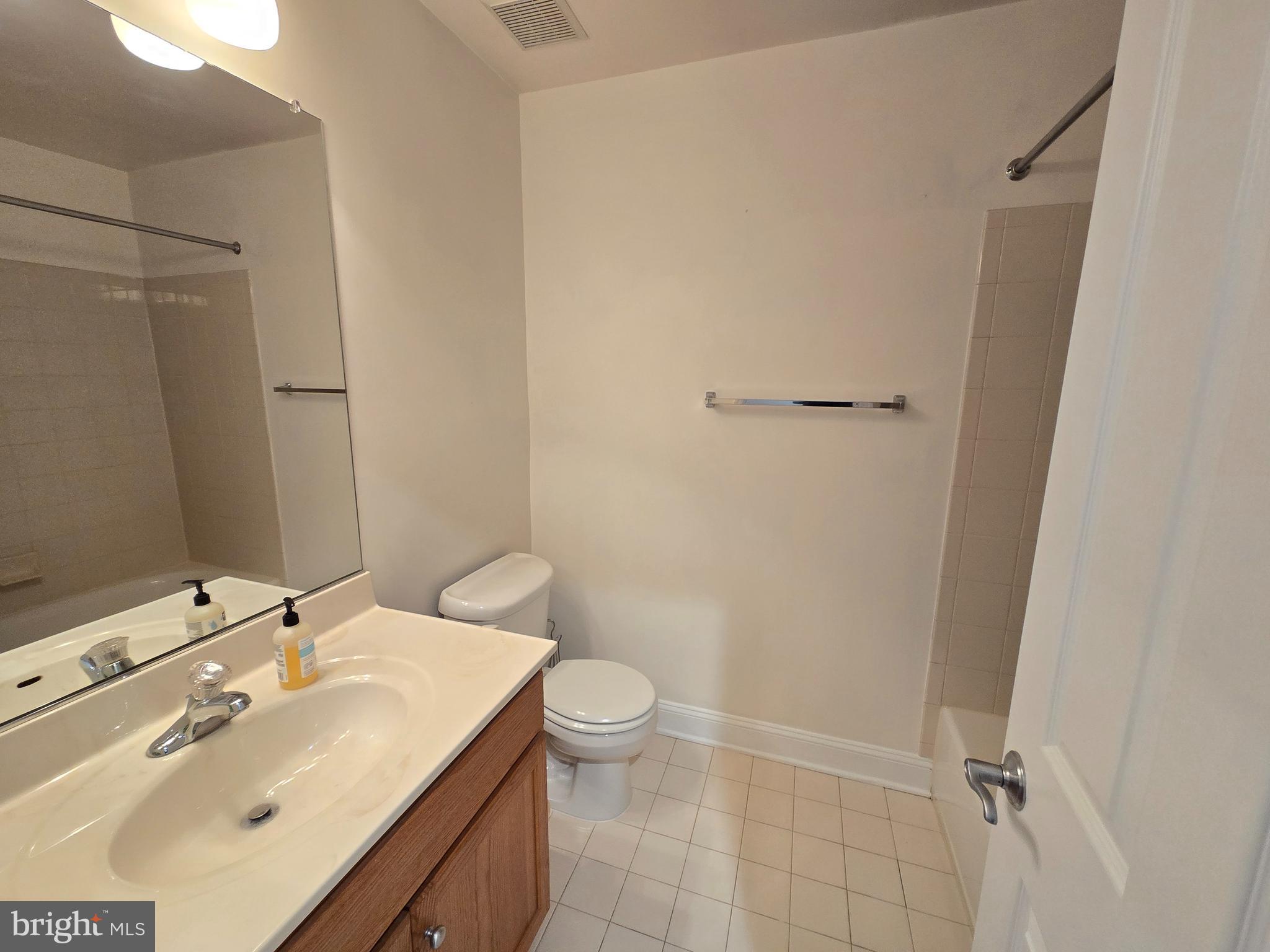 CAMDEN CROSSING - Residential