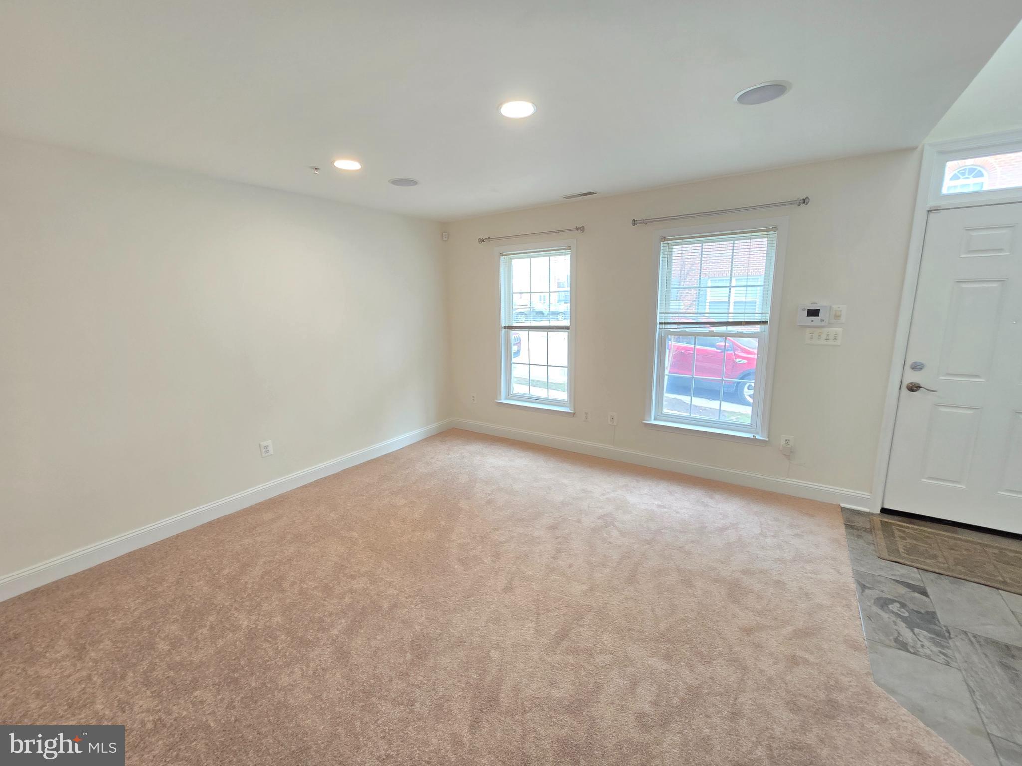 CAMDEN CROSSING - Residential