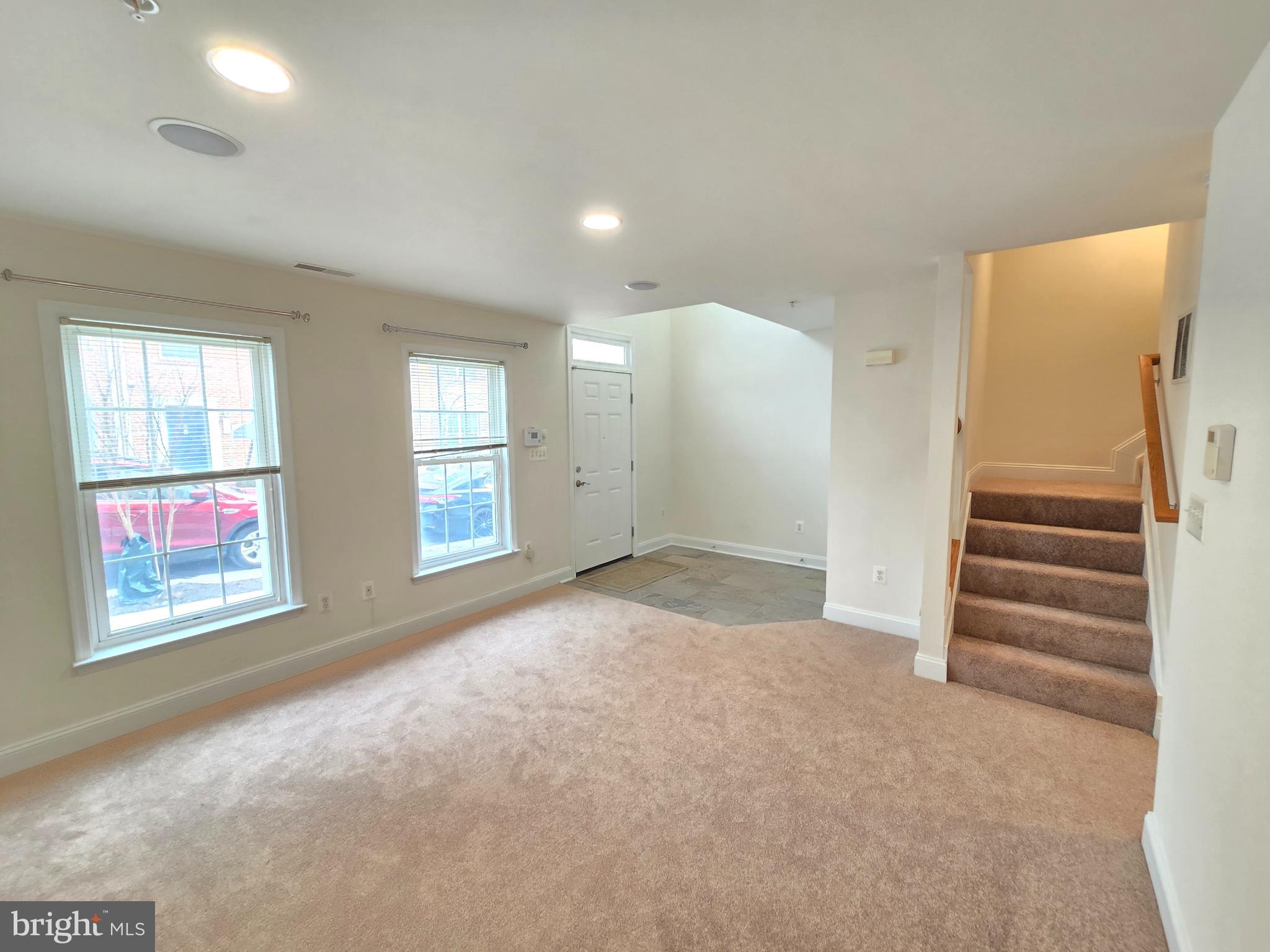 CAMDEN CROSSING - Residential