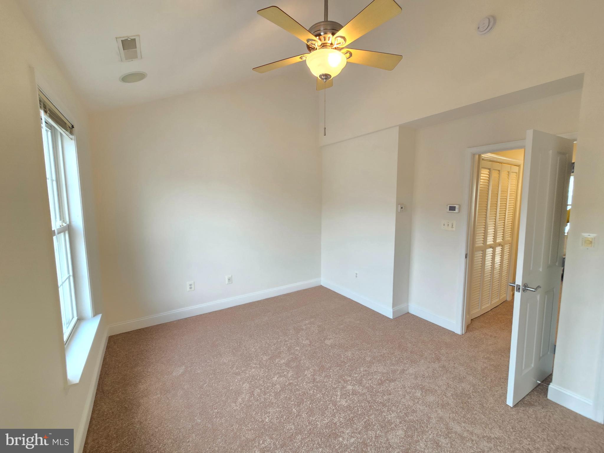 CAMDEN CROSSING - Residential