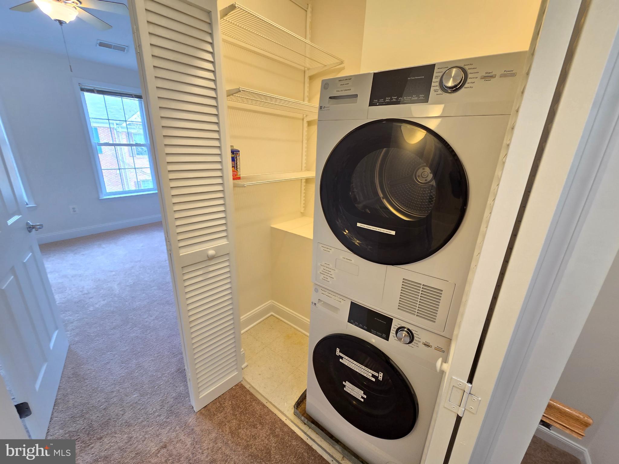 CAMDEN CROSSING - Residential