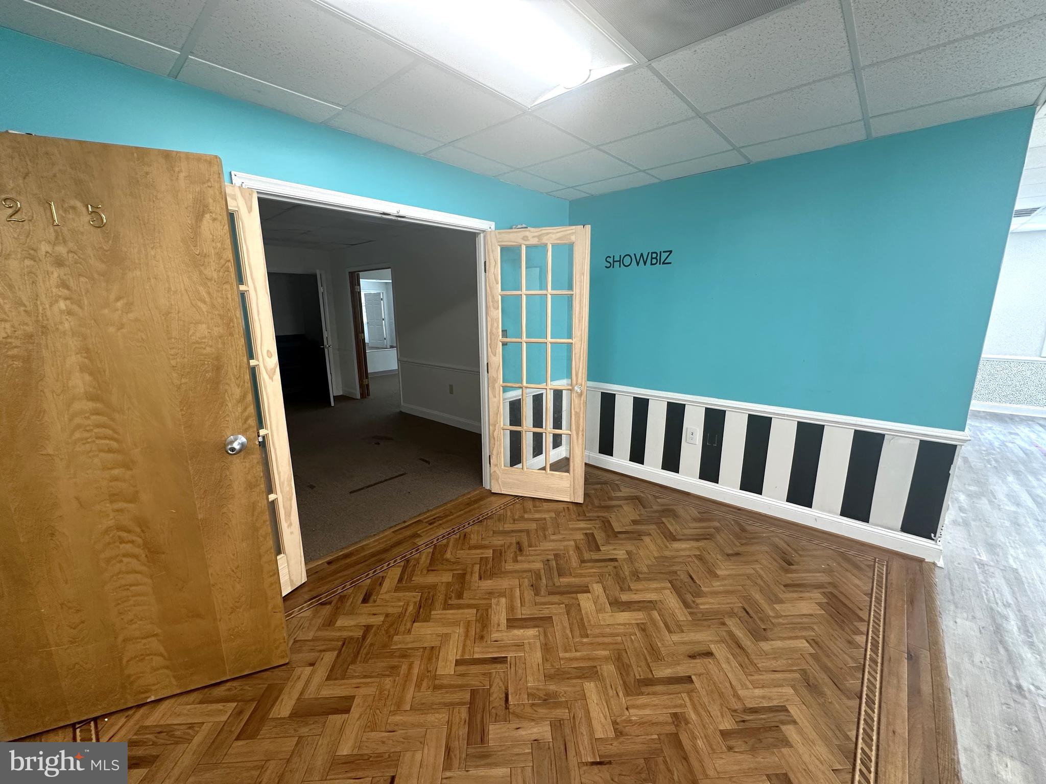 9375 CHESAPEAKE STREET 215