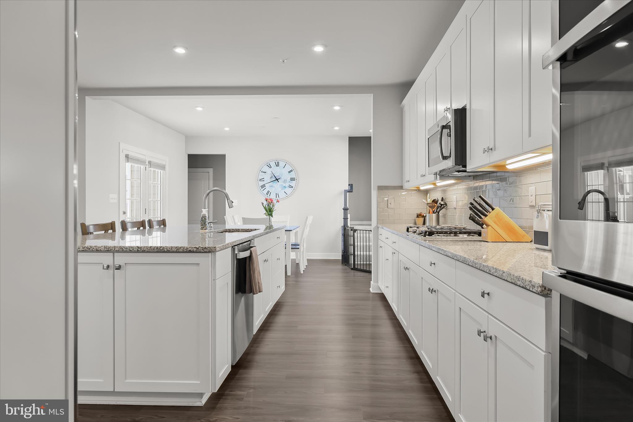 GREENLEIGH AT CROSSROADS - Residential