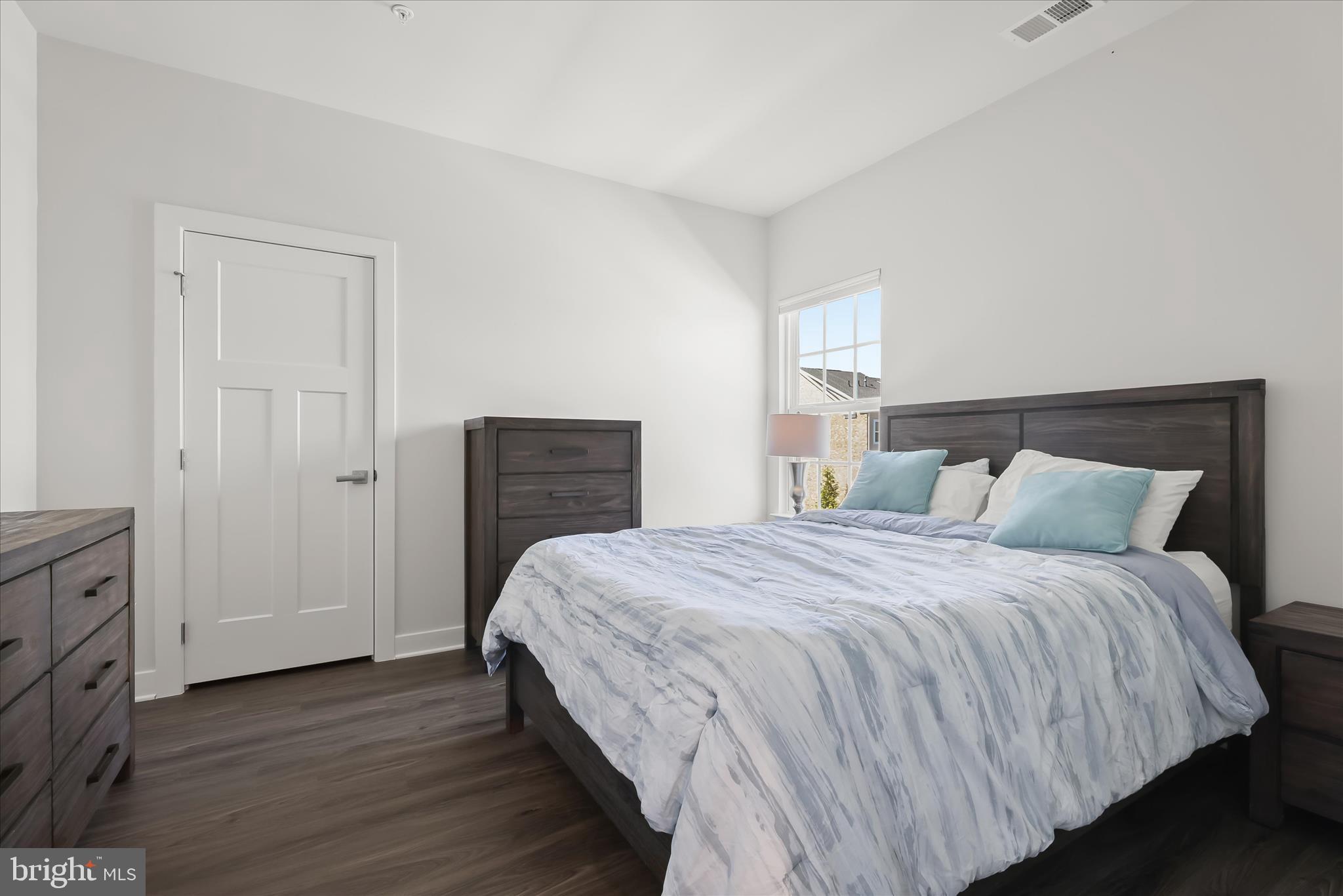 GREENLEIGH AT CROSSROADS - Residential