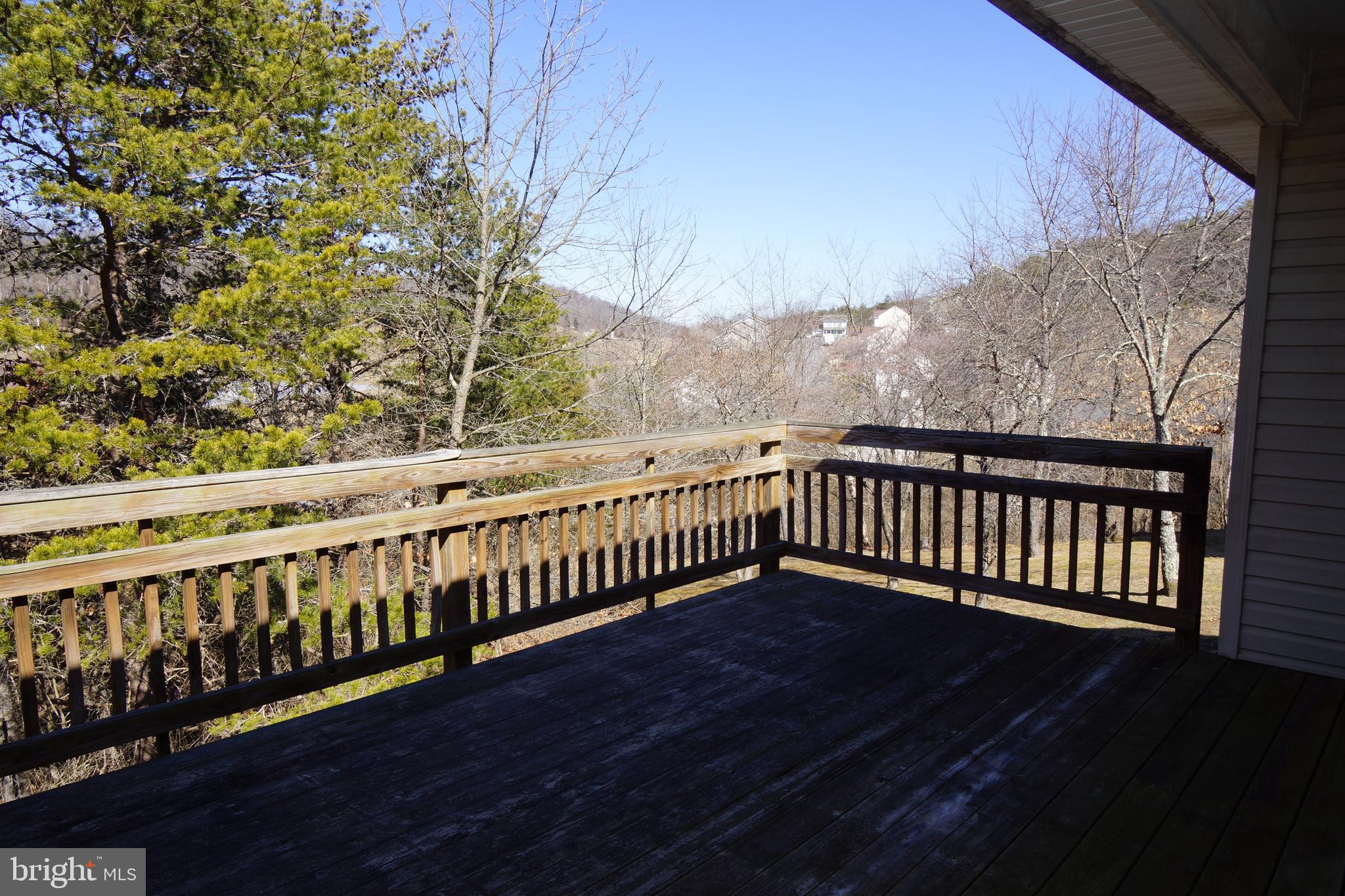 MOUNTAIN VIEW ESTATES - Residential