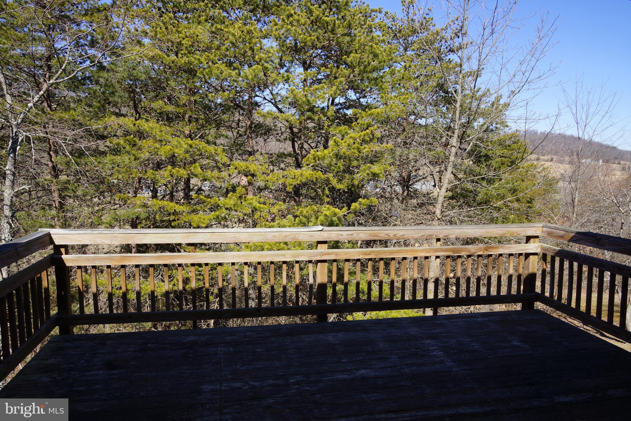 MOUNTAIN VIEW ESTATES - Residential