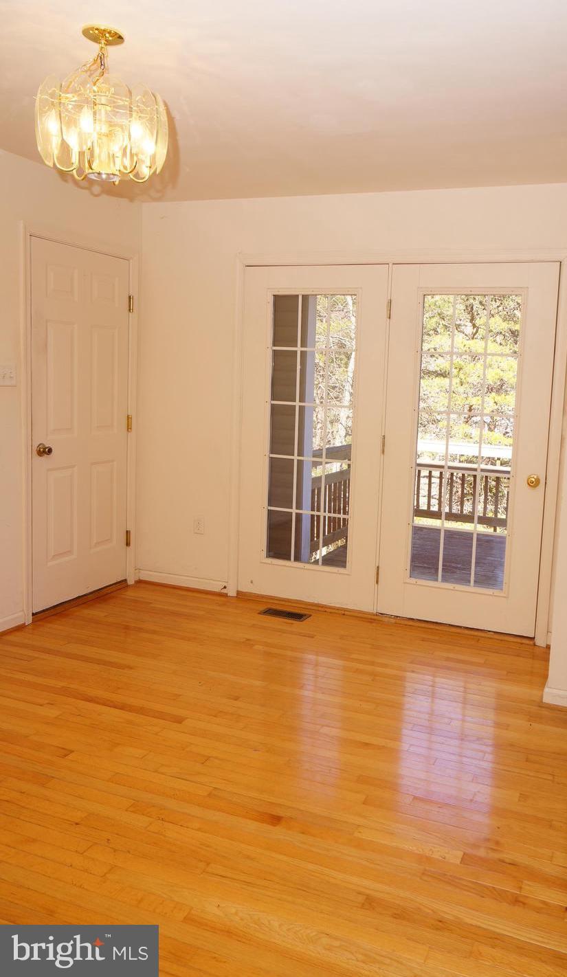 MOUNTAIN VIEW ESTATES - Residential