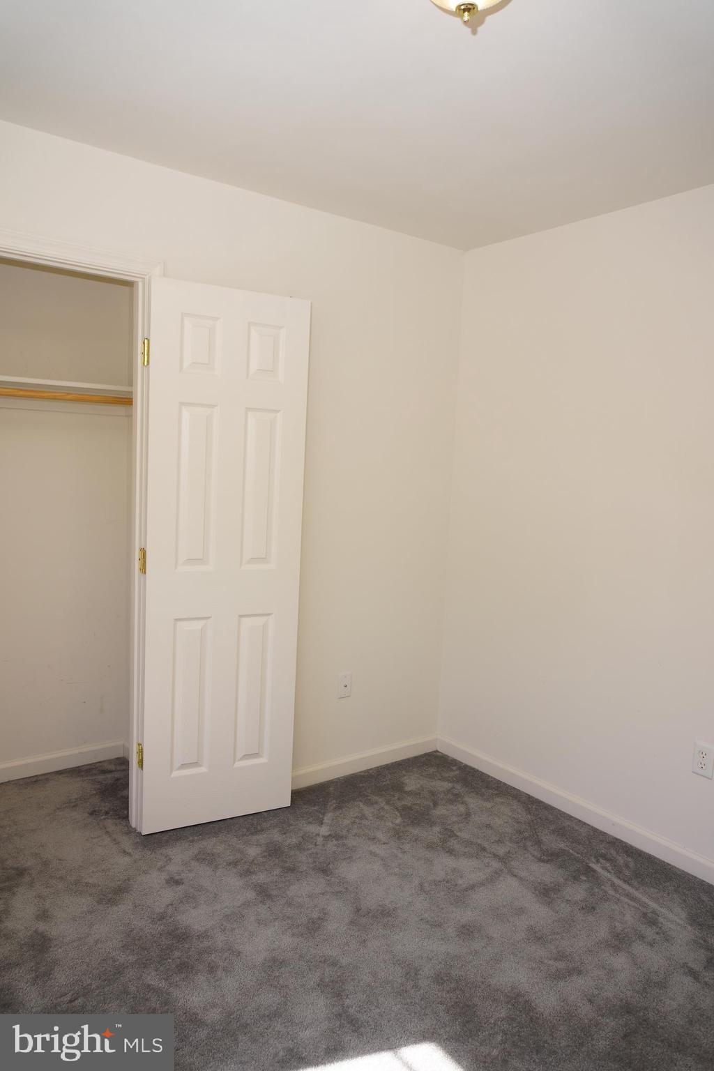 MOUNTAIN VIEW ESTATES - Residential