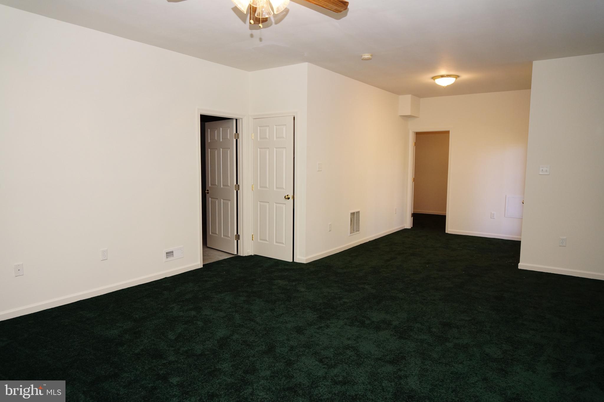 MOUNTAIN VIEW ESTATES - Residential