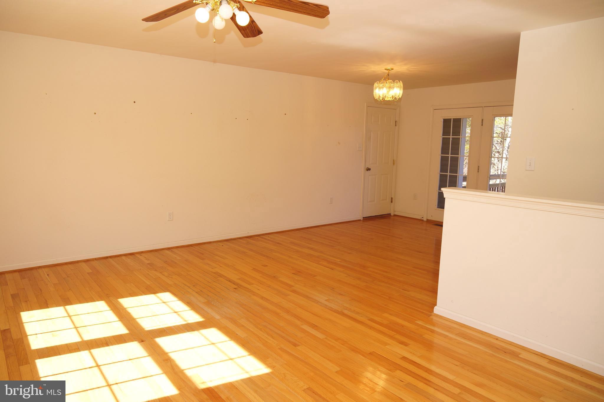 MOUNTAIN VIEW ESTATES - Residential