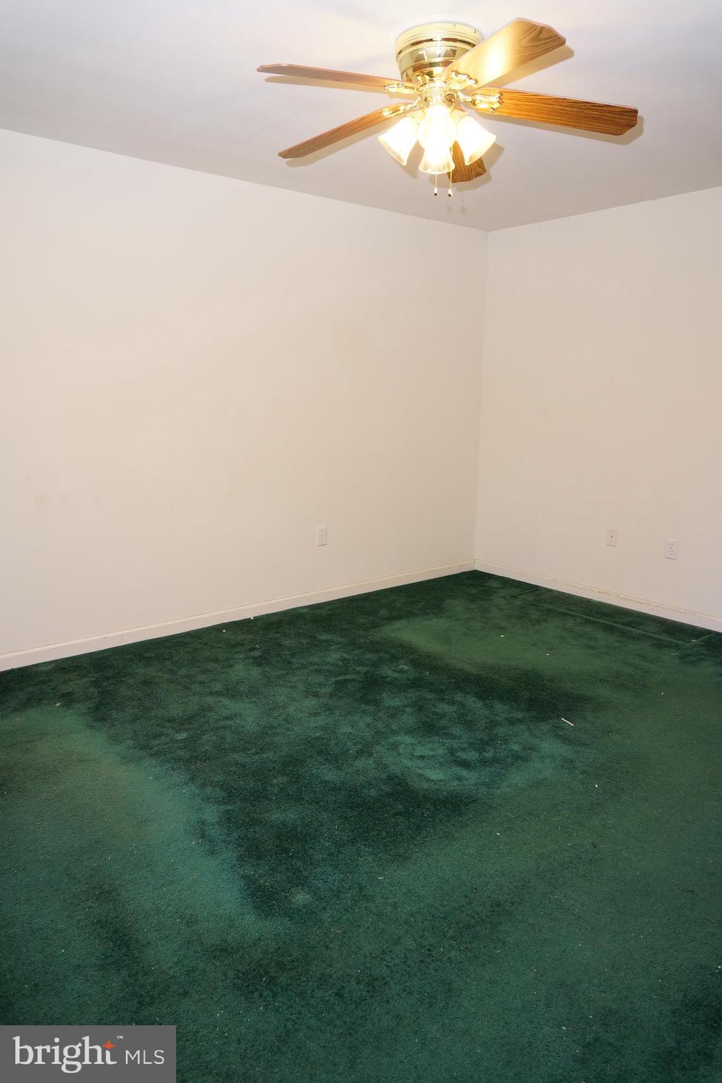 MOUNTAIN VIEW ESTATES - Residential