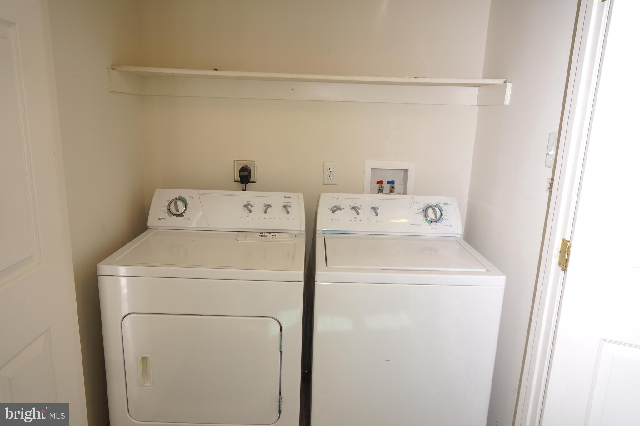 MOUNTAIN VIEW ESTATES - Residential