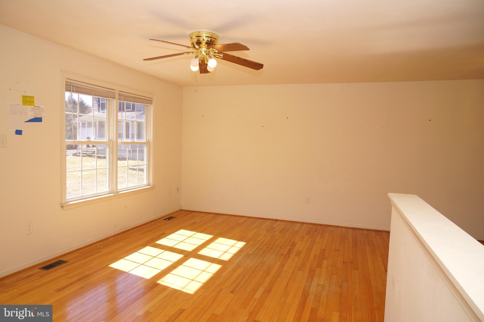 MOUNTAIN VIEW ESTATES - Residential