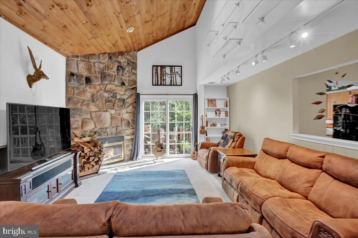 BROOKWOOD - Residential