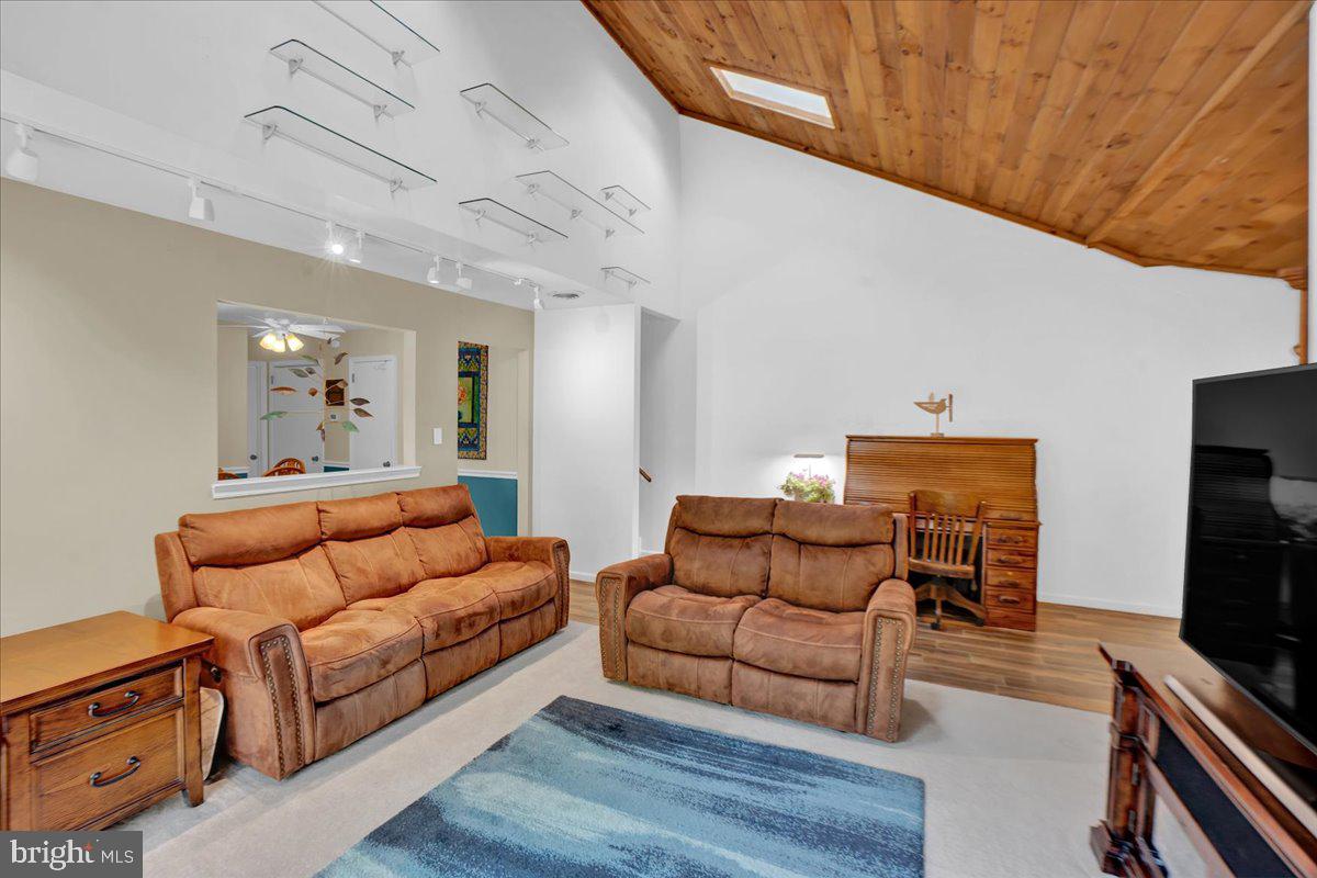 BROOKWOOD - Residential