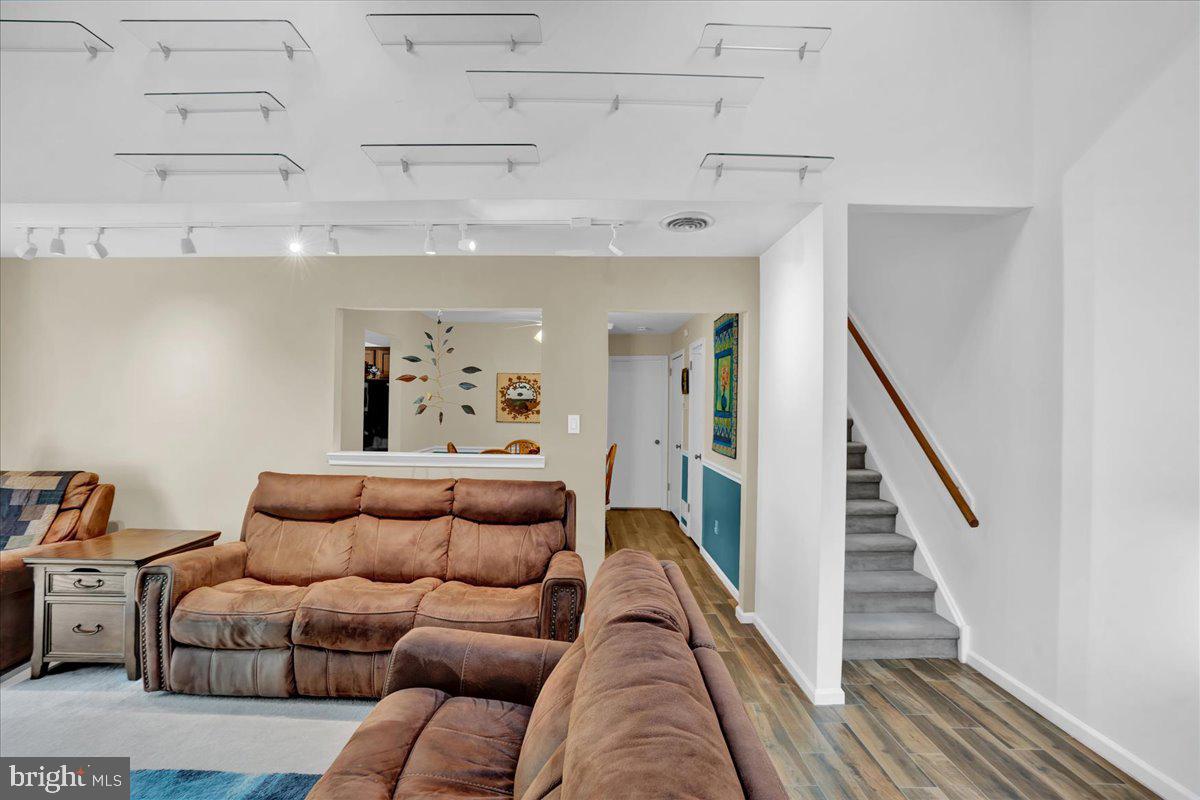 BROOKWOOD - Residential