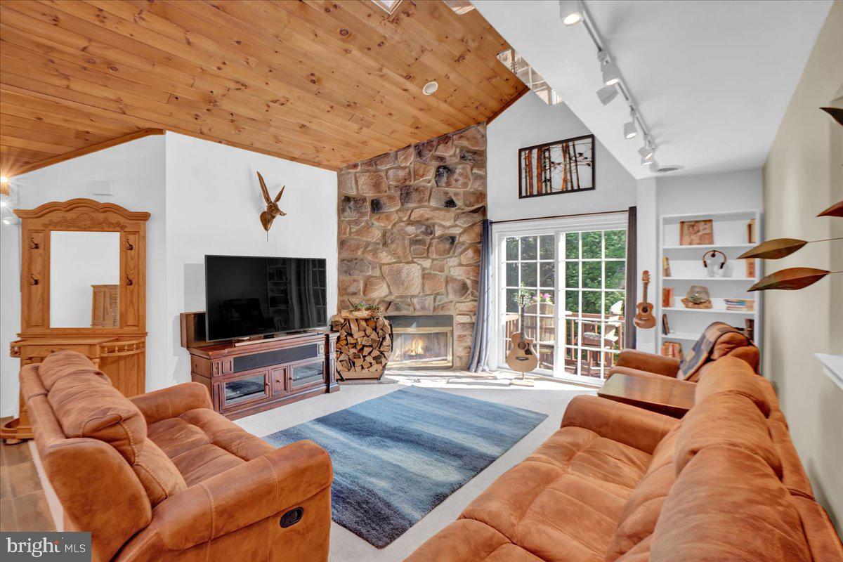 BROOKWOOD - Residential