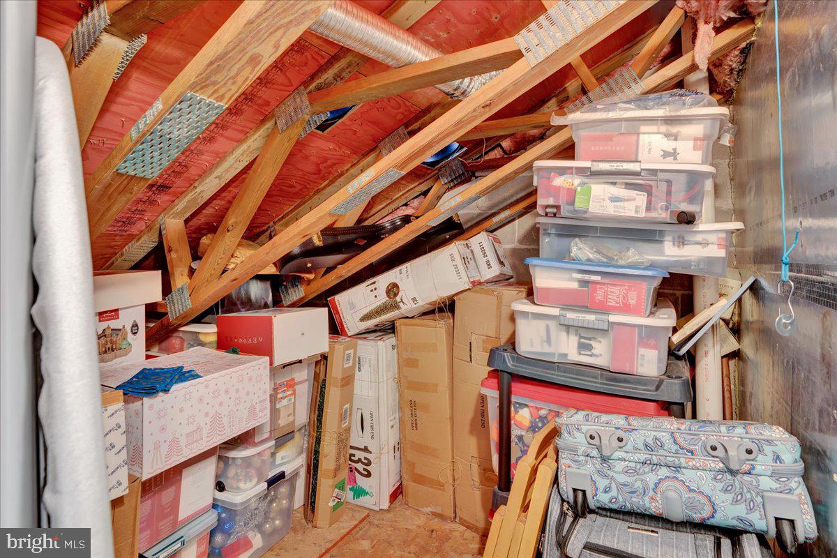 BROOKWOOD - Residential