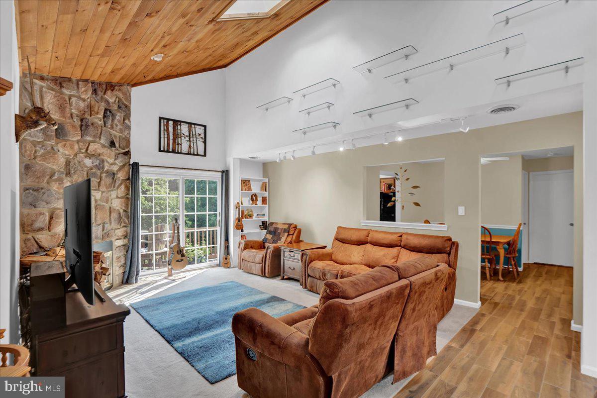 BROOKWOOD - Residential