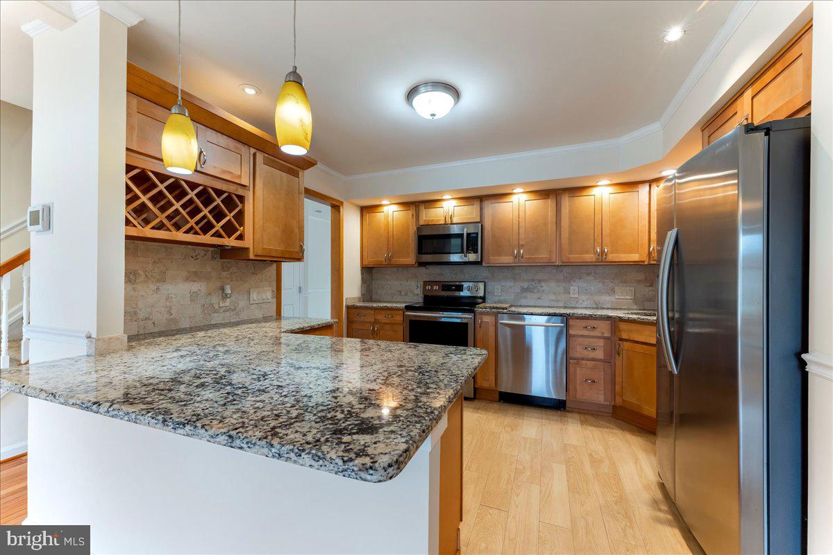 VALLEYBROOK - Residential